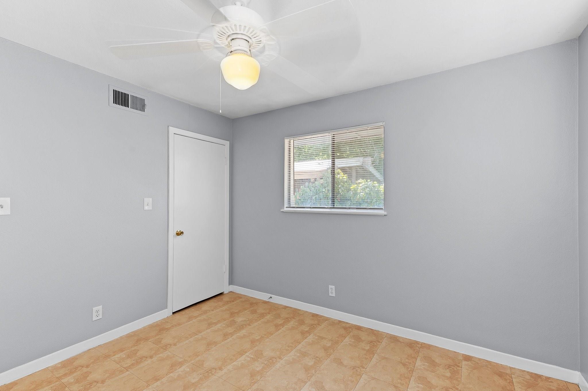 2712 Saint Edwards CIR