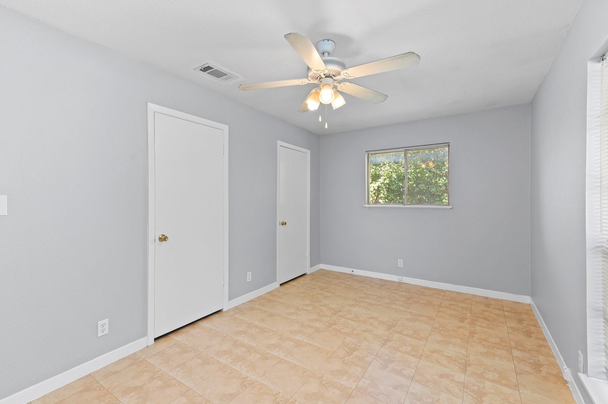2712 Saint Edwards CIR