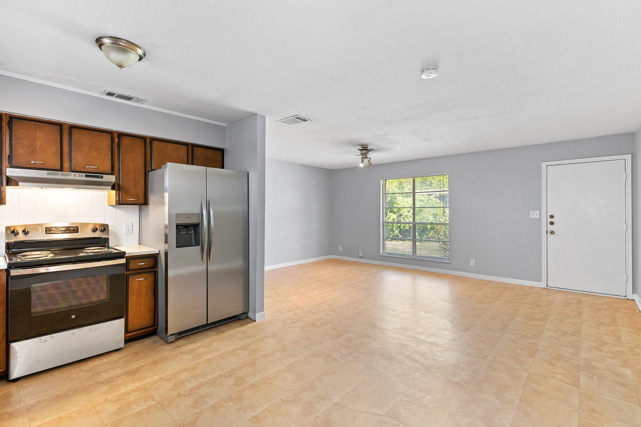 2712 Saint Edwards CIR