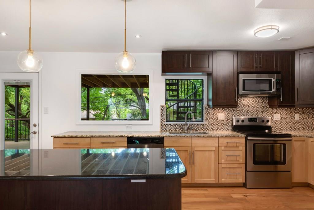 1708 Fawn DR