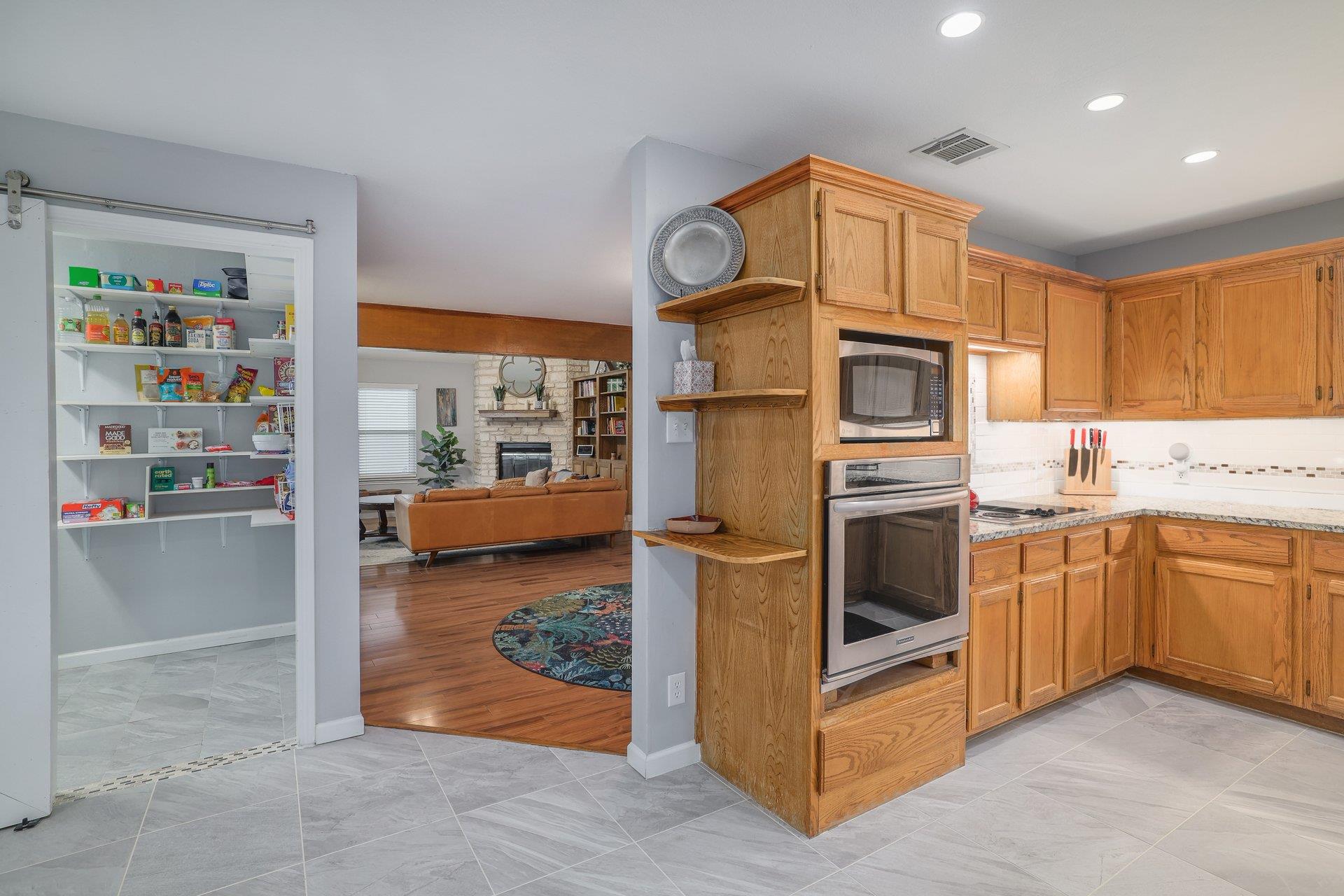 11200 Stormy Ridge RD