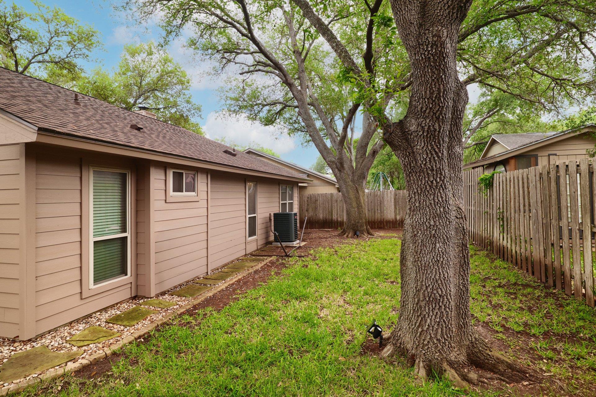 11200 Stormy Ridge RD