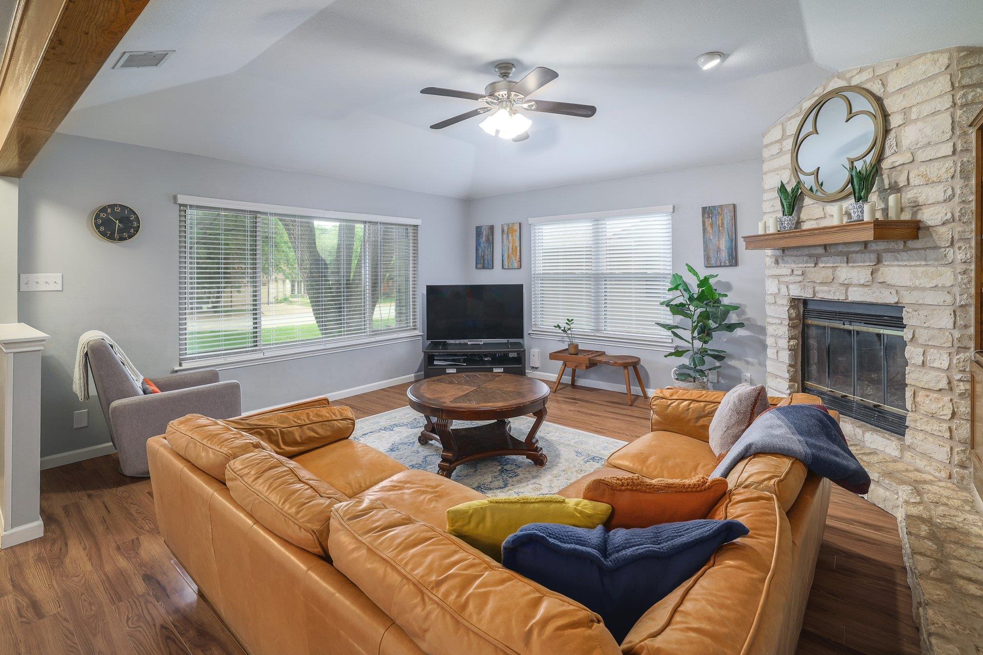 11200 Stormy Ridge RD