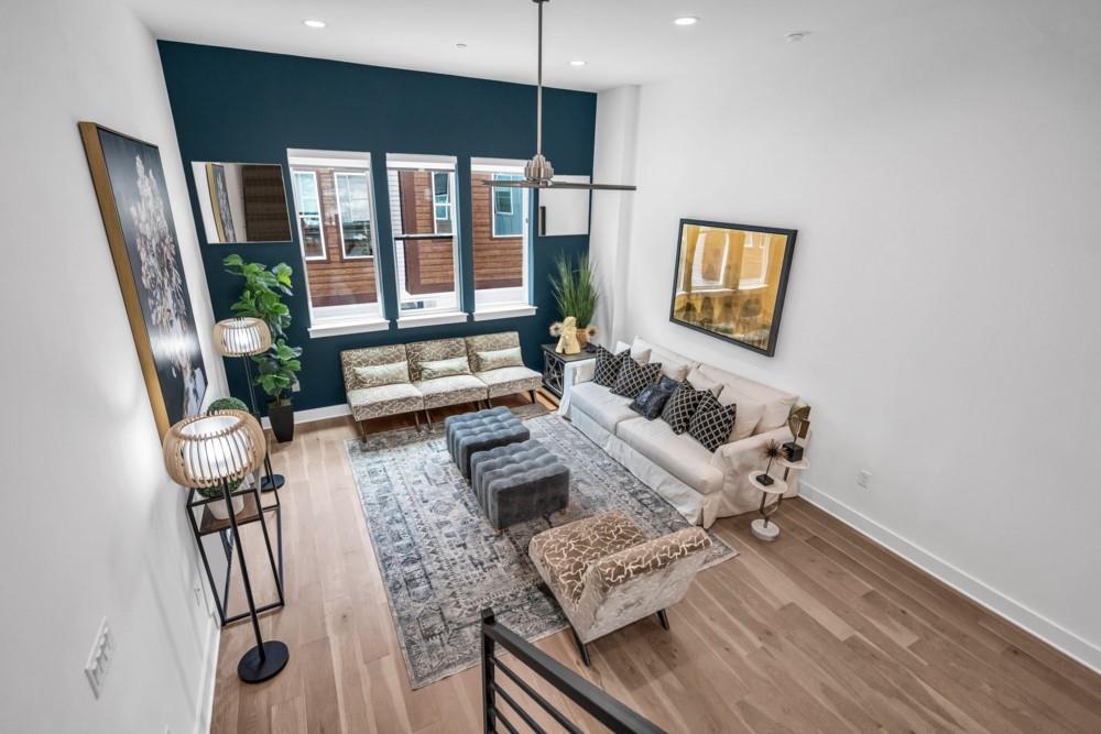 2505 Bluebonnet Ave # 5