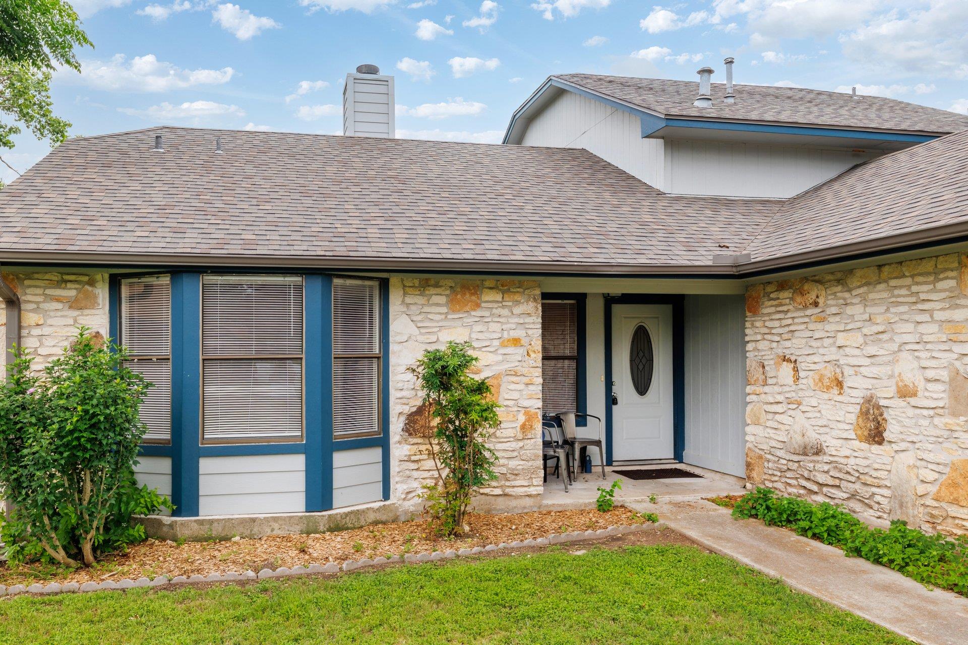 405 Brookhollow DR