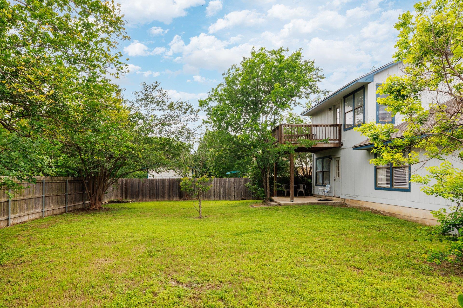 405 Brookhollow DR