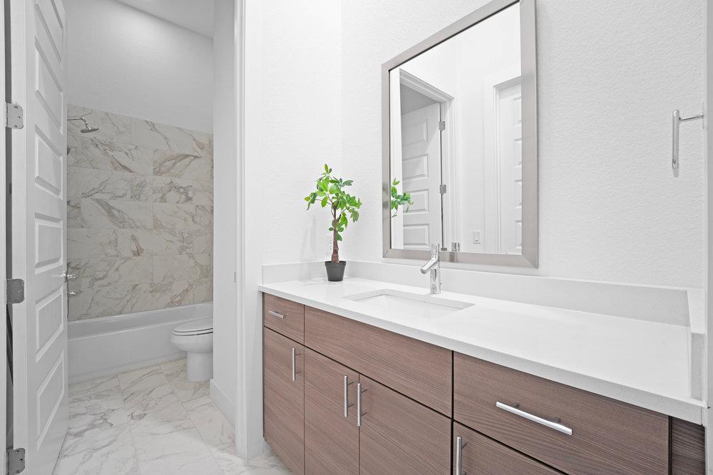 6129 Sendero Hills PKWY