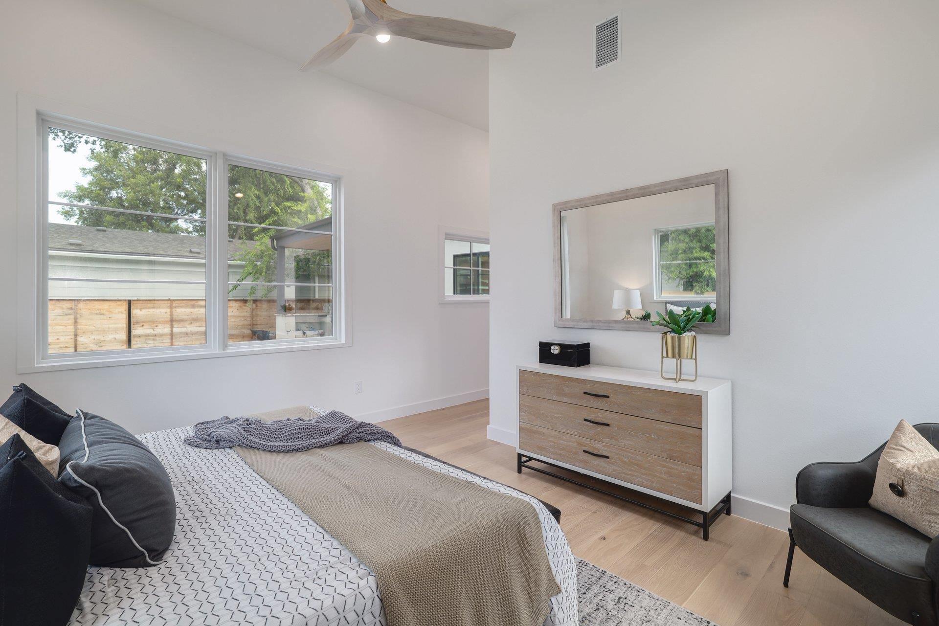 1703 Piedmont Ave