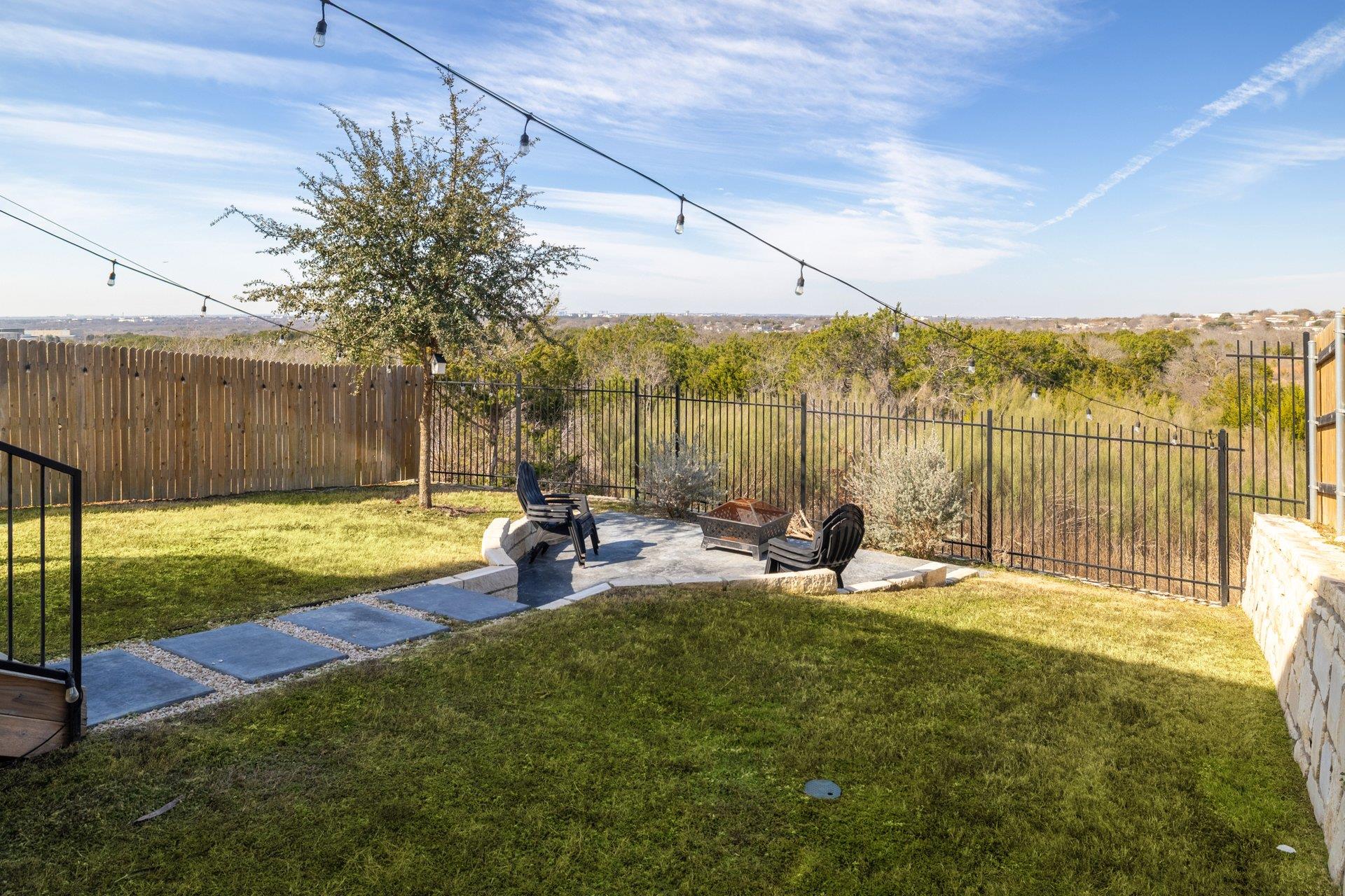 7316 Daves Landing DR