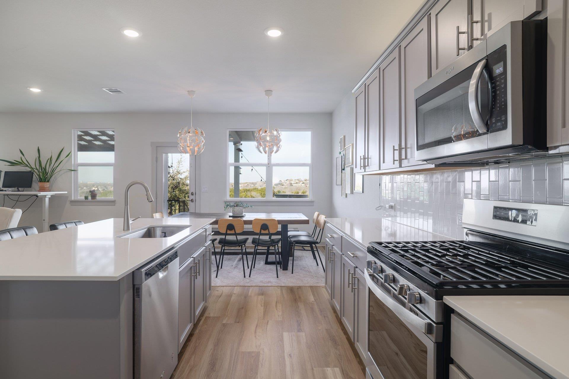 7316 Daves Landing DR