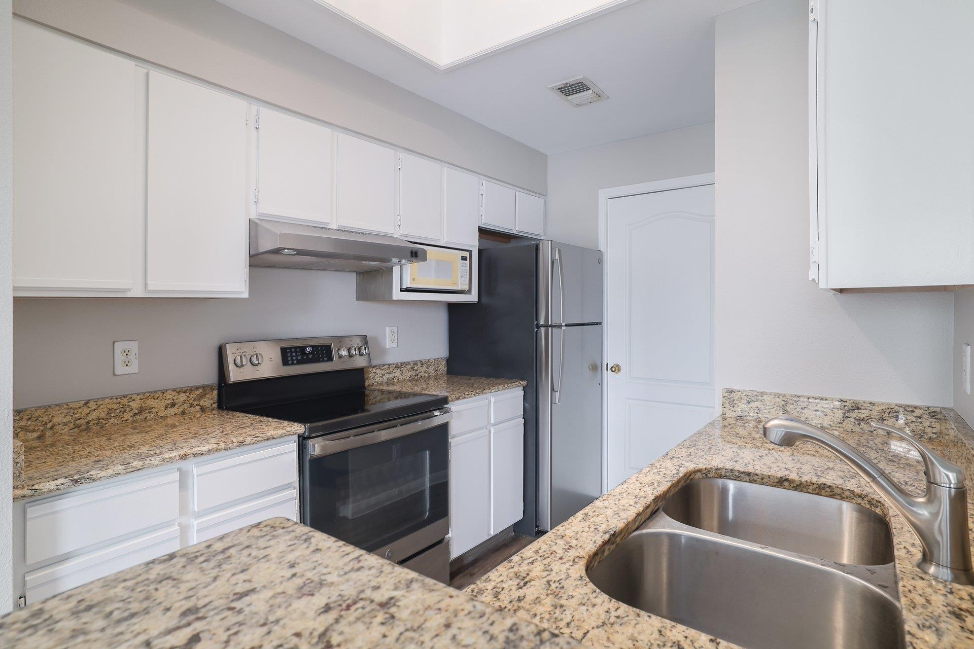 6000 Shepherd Mountain CV # 1711