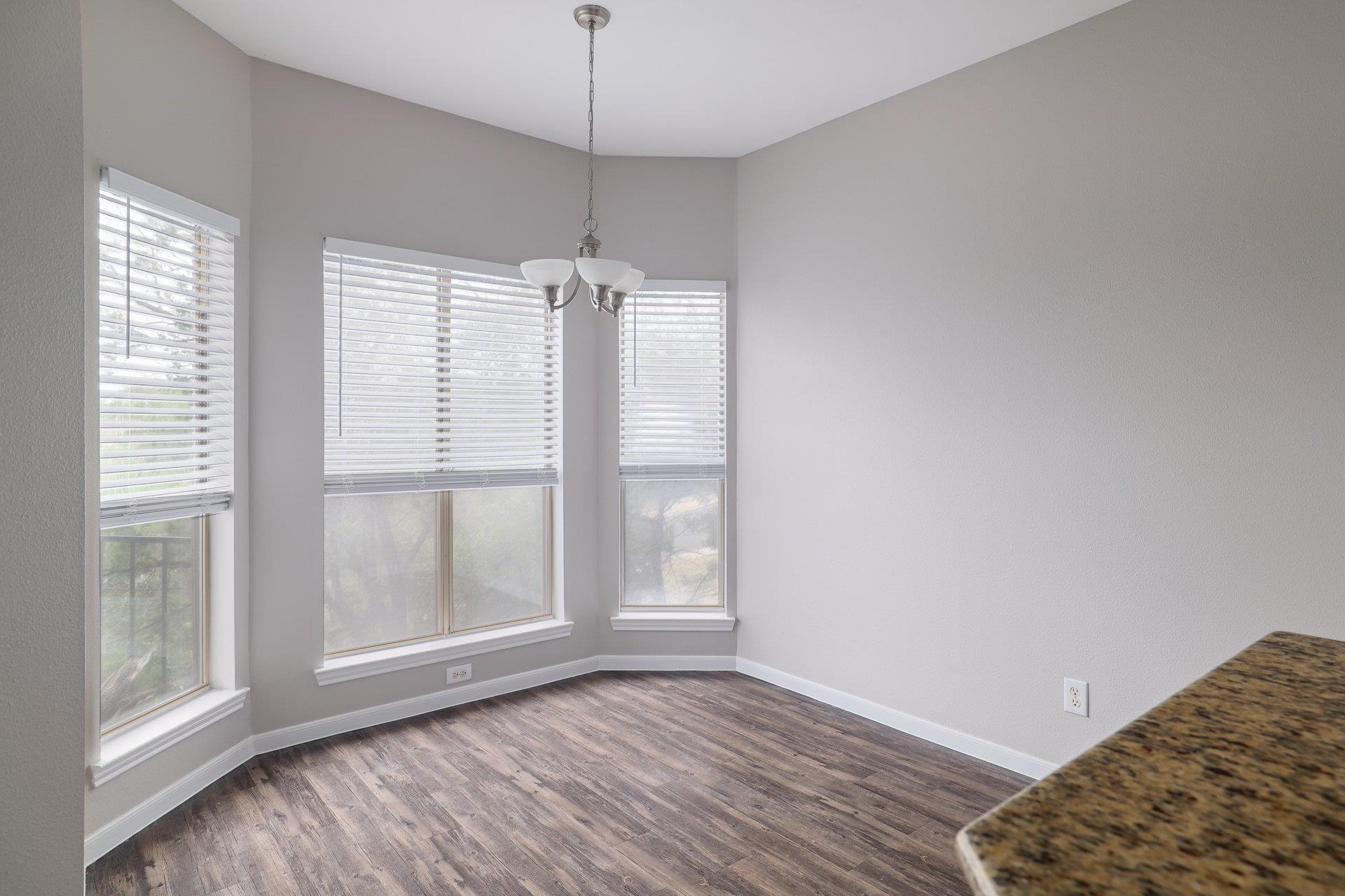 6000 Shepherd Mountain CV # 1711