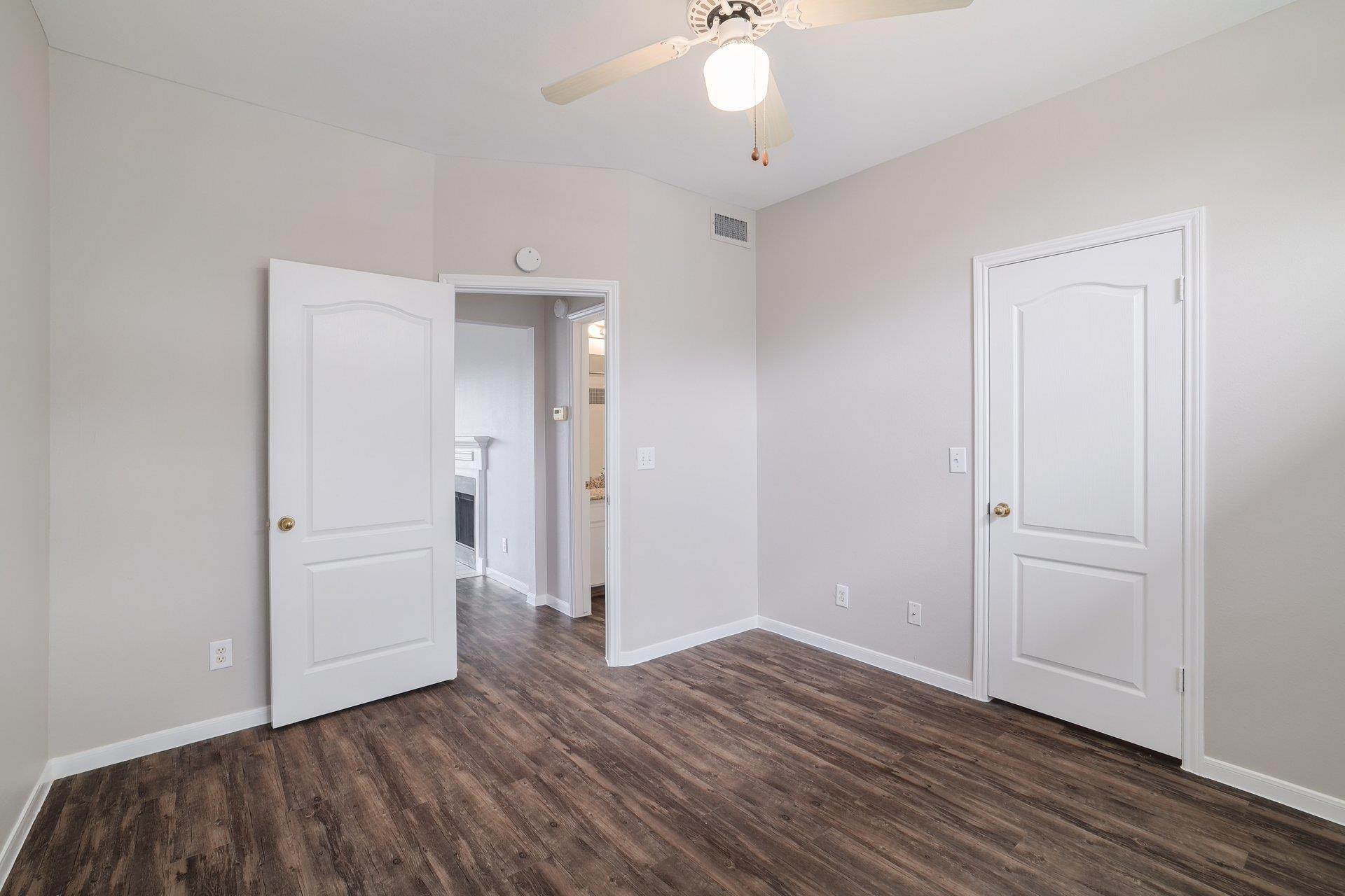 6000 Shepherd Mountain CV # 1711