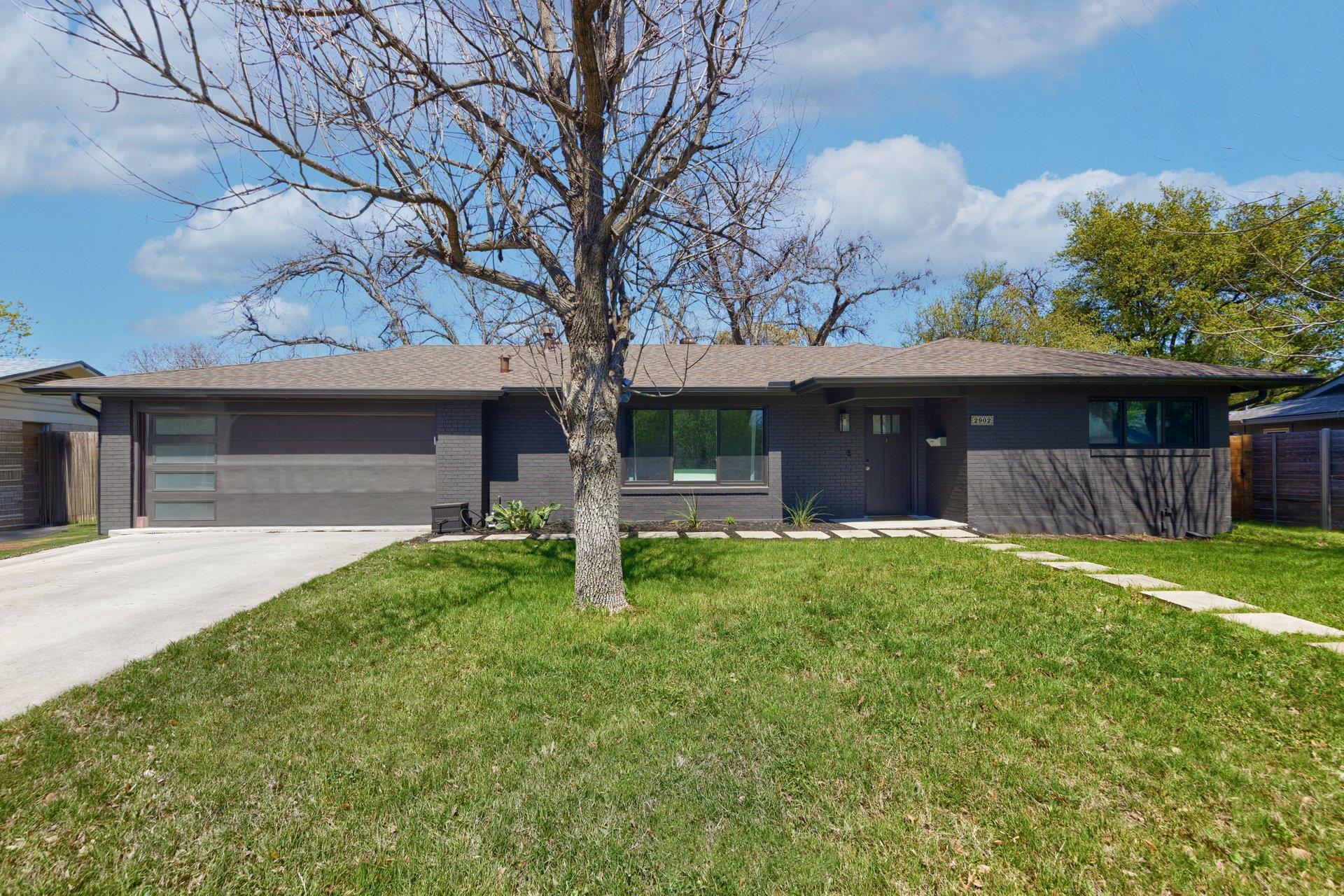 2902 Skylark DR