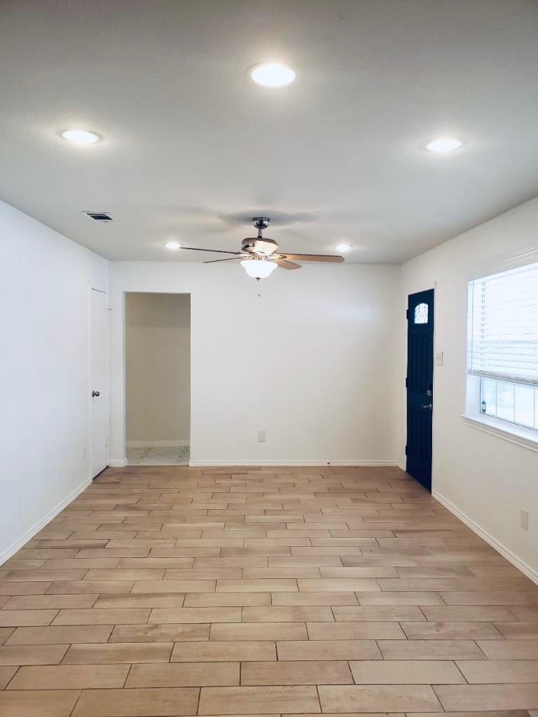 1606 Walnut Ave # B
