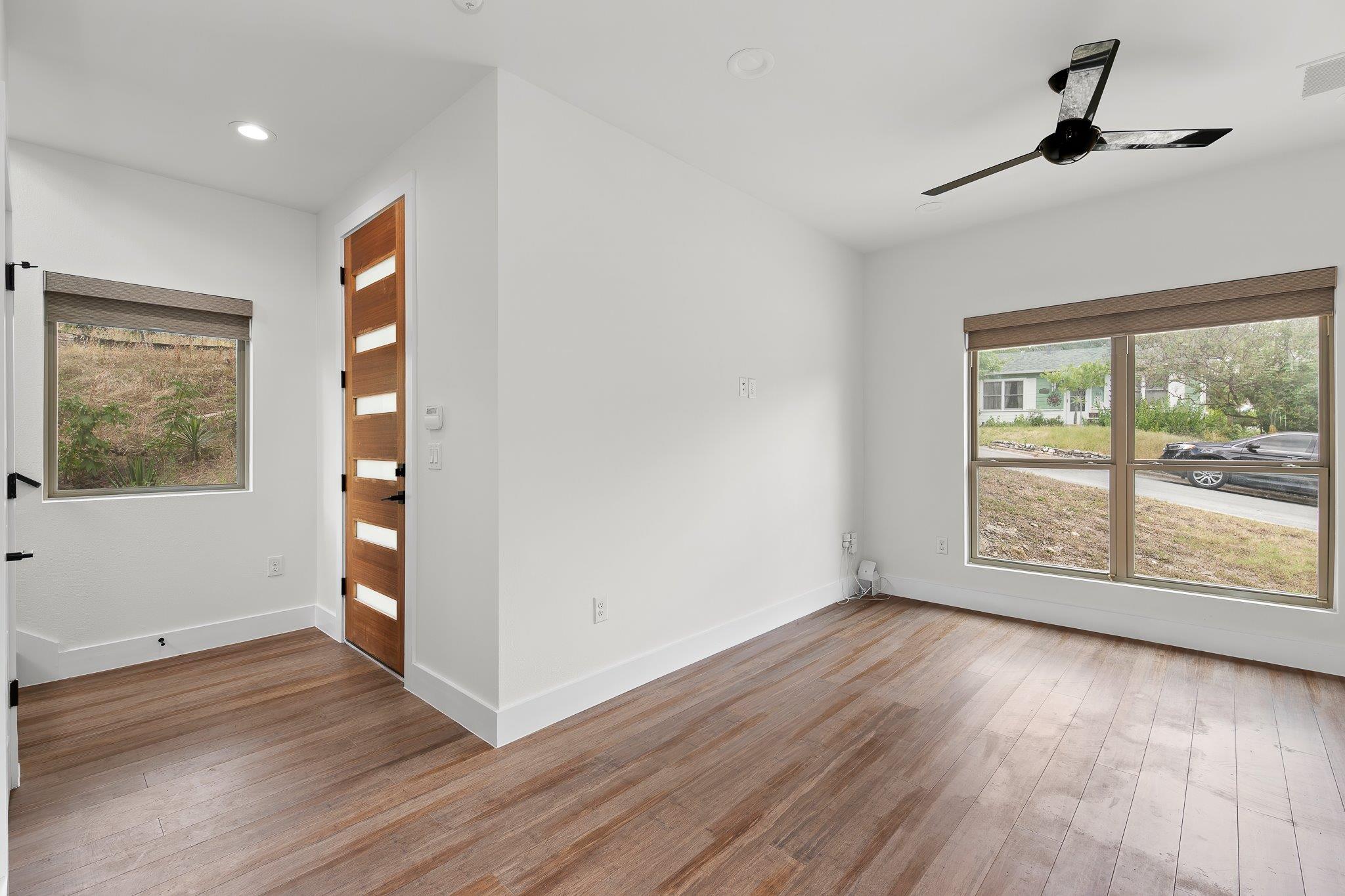 1193 E M Franklin Ave # 1