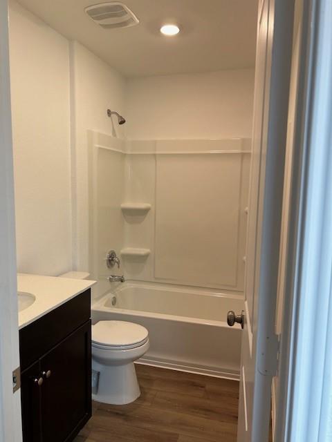 35 Trinity CIR