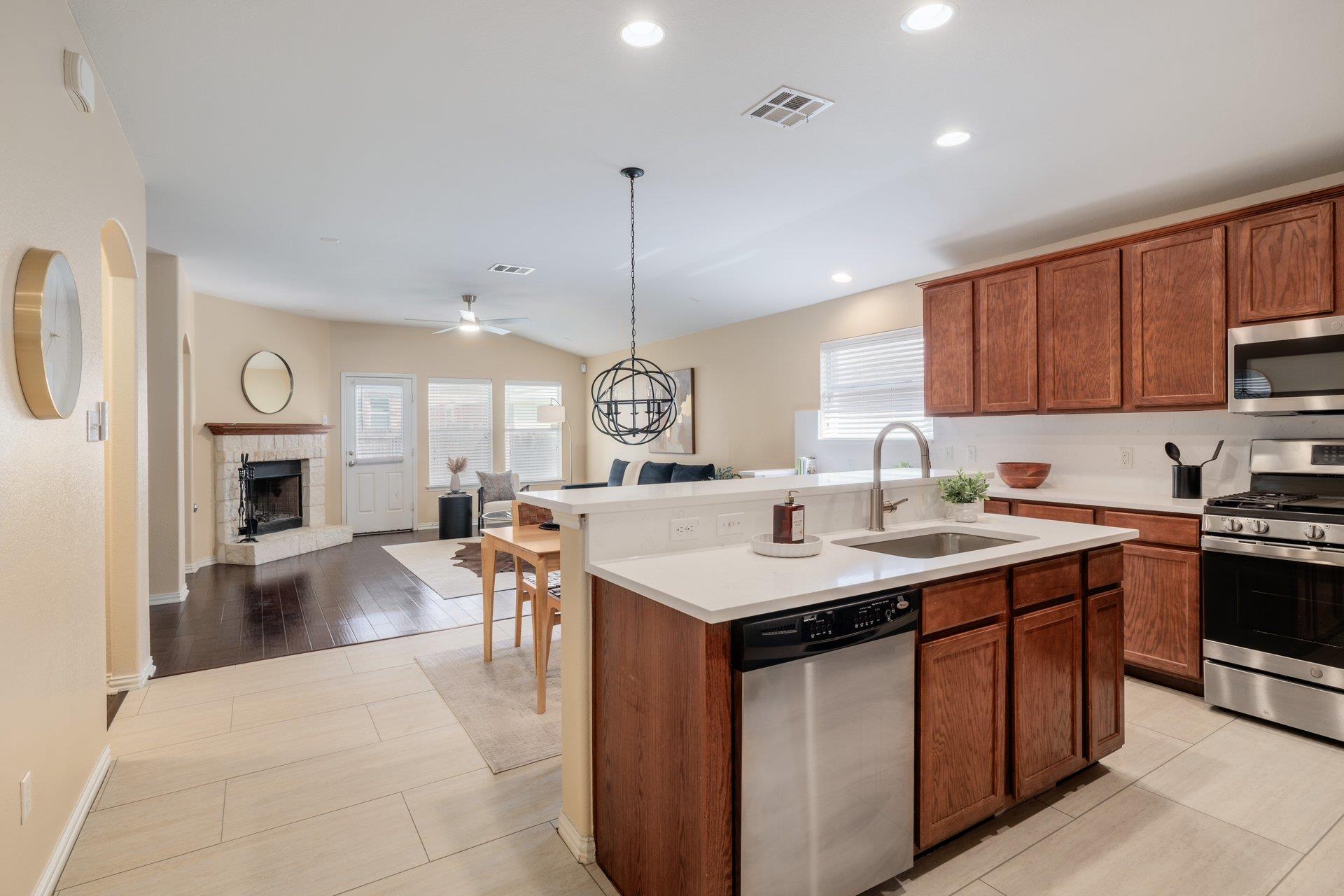 1706 Hidden Springs PATH