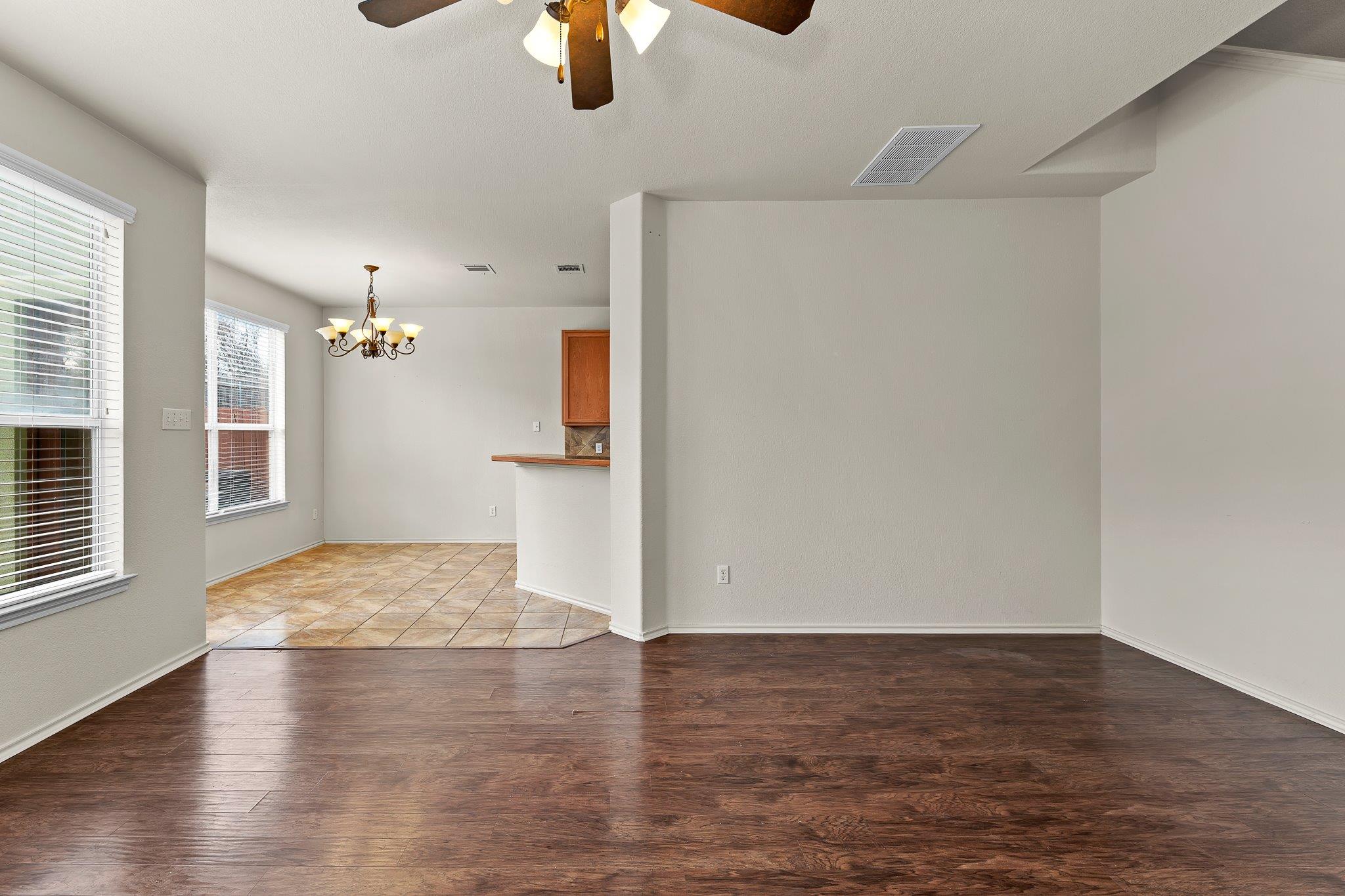 2410 Great Oaks DR # 202