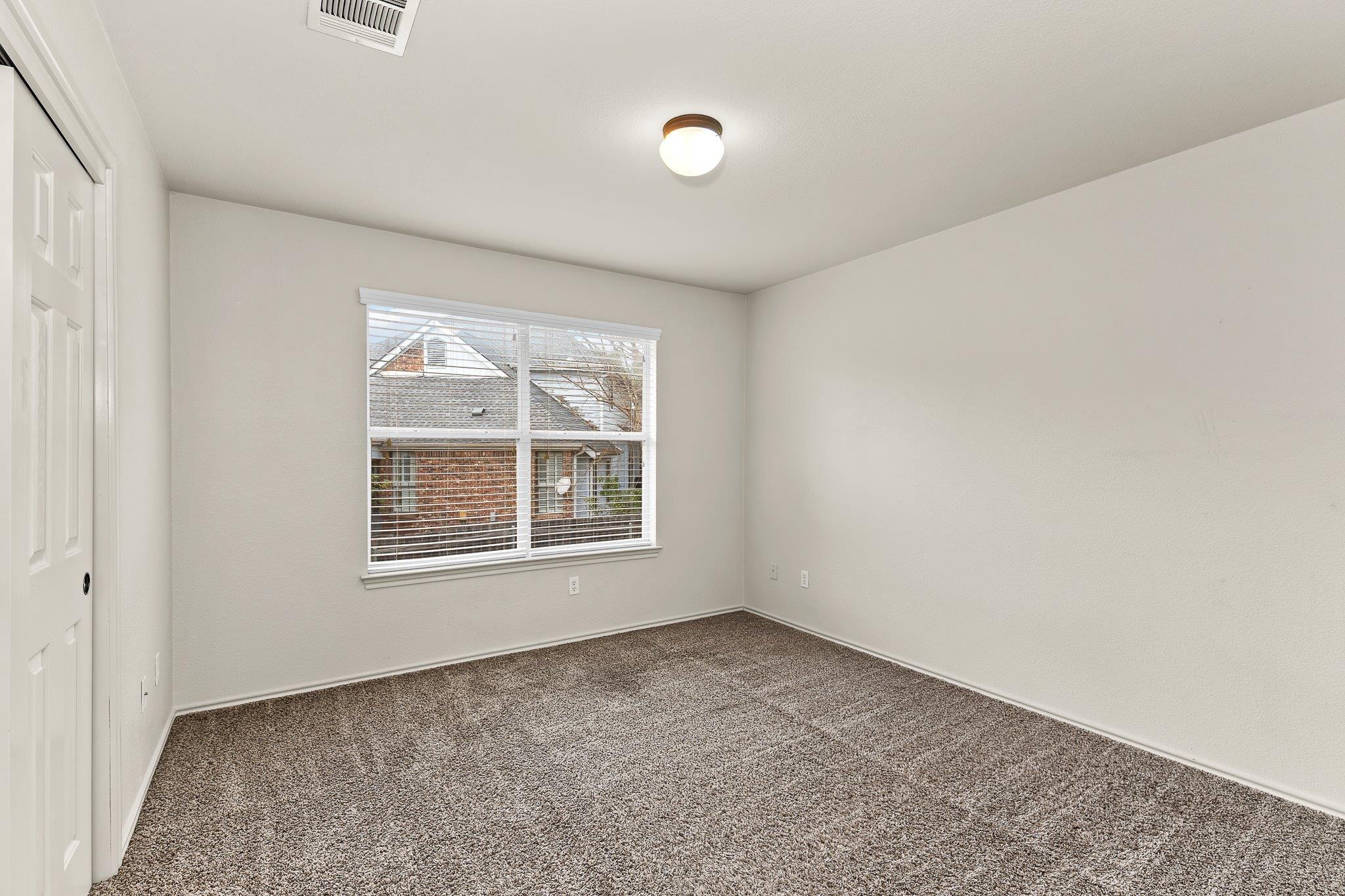 2410 Great Oaks DR # 202