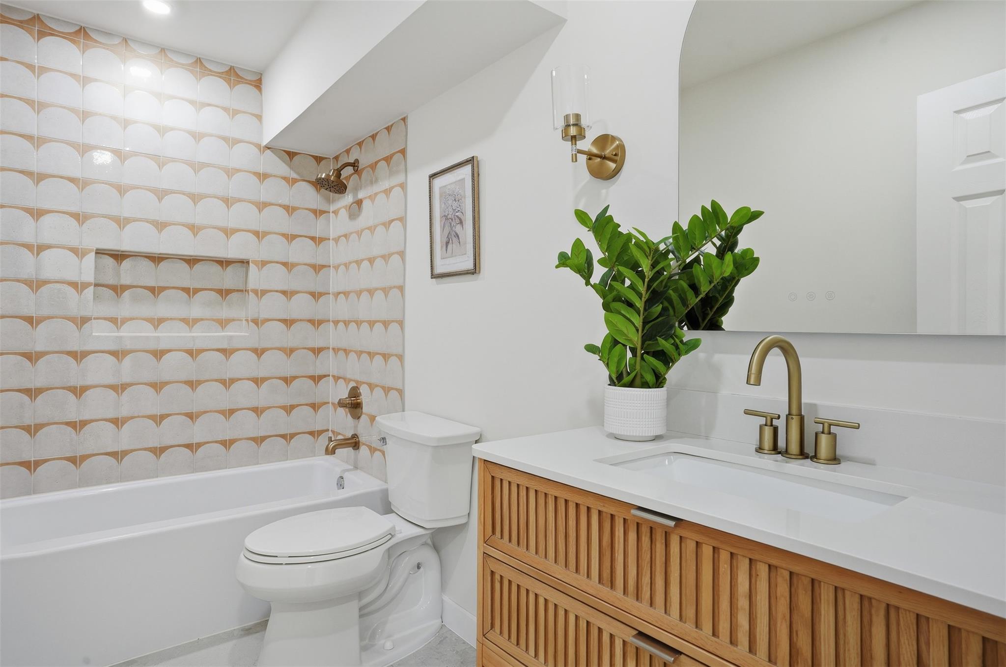 5601 Samuel Huston Ave