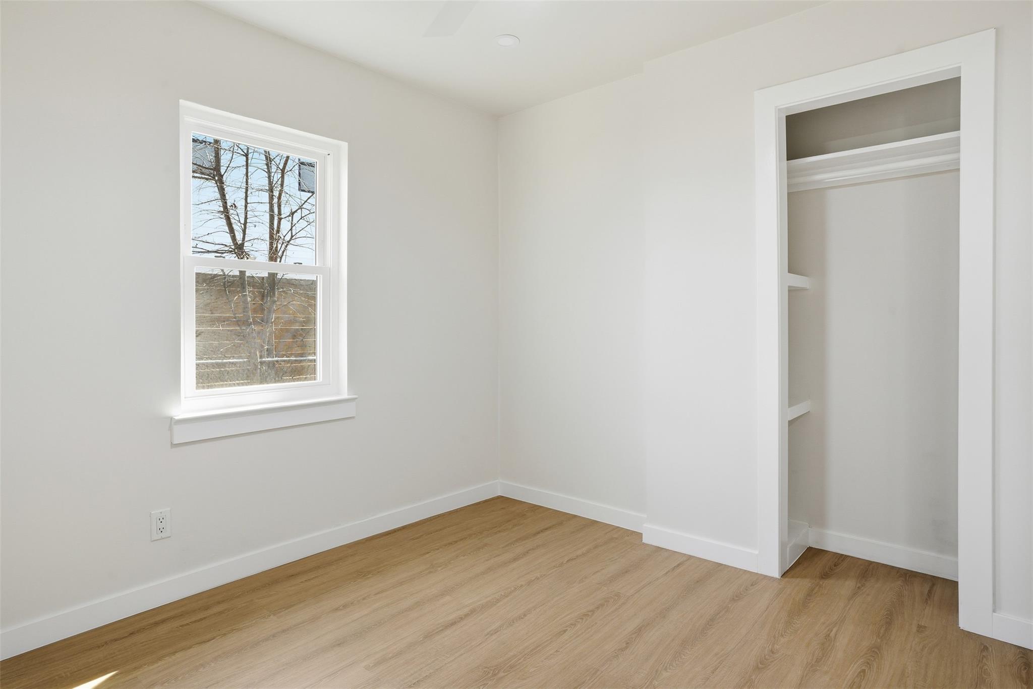 5601 Samuel Huston Ave