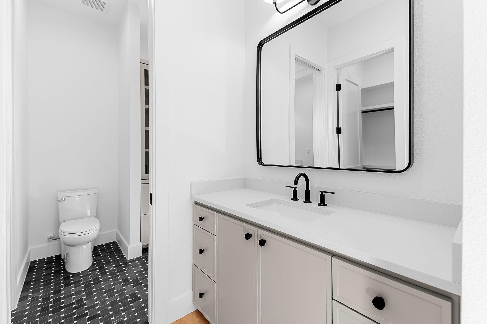 1006 Flint Ridge TRL