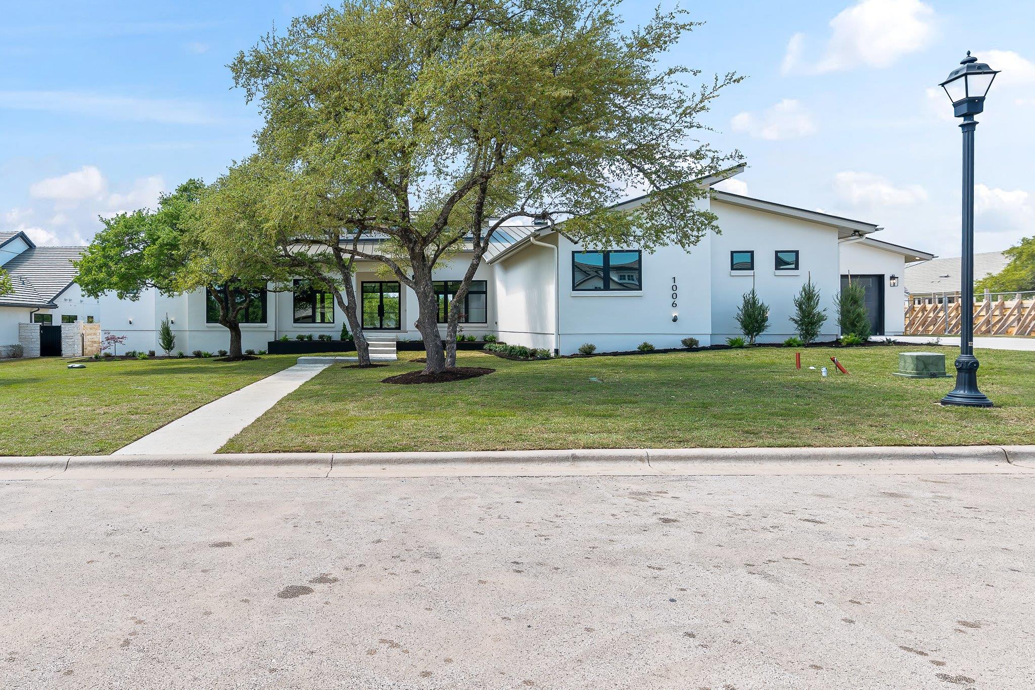 1006 Flint Ridge TRL