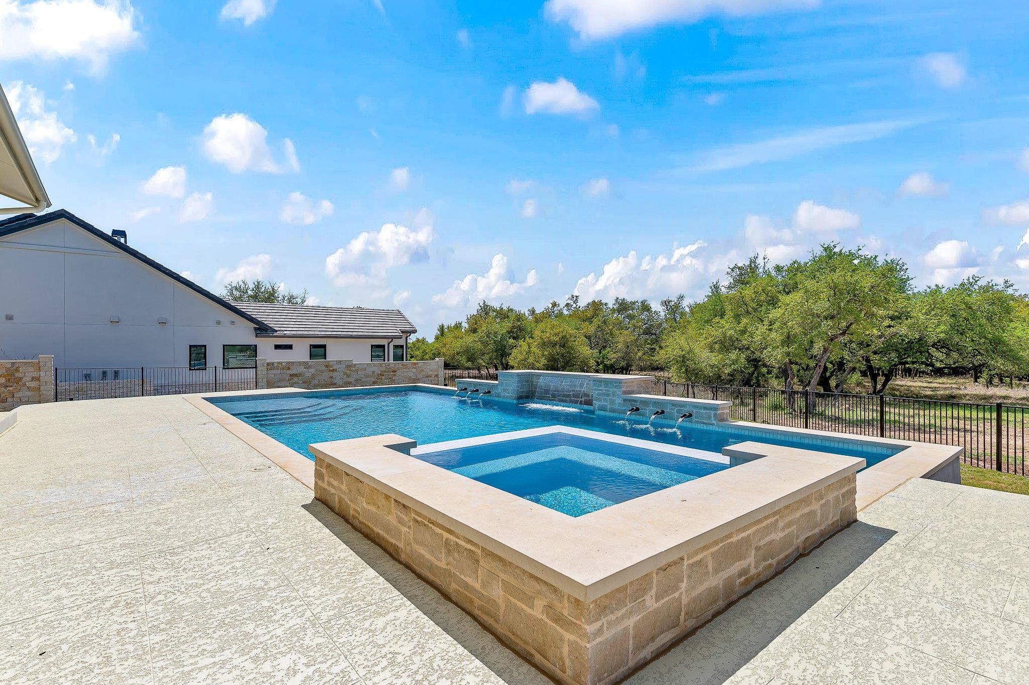 1006 Flint Ridge TRL