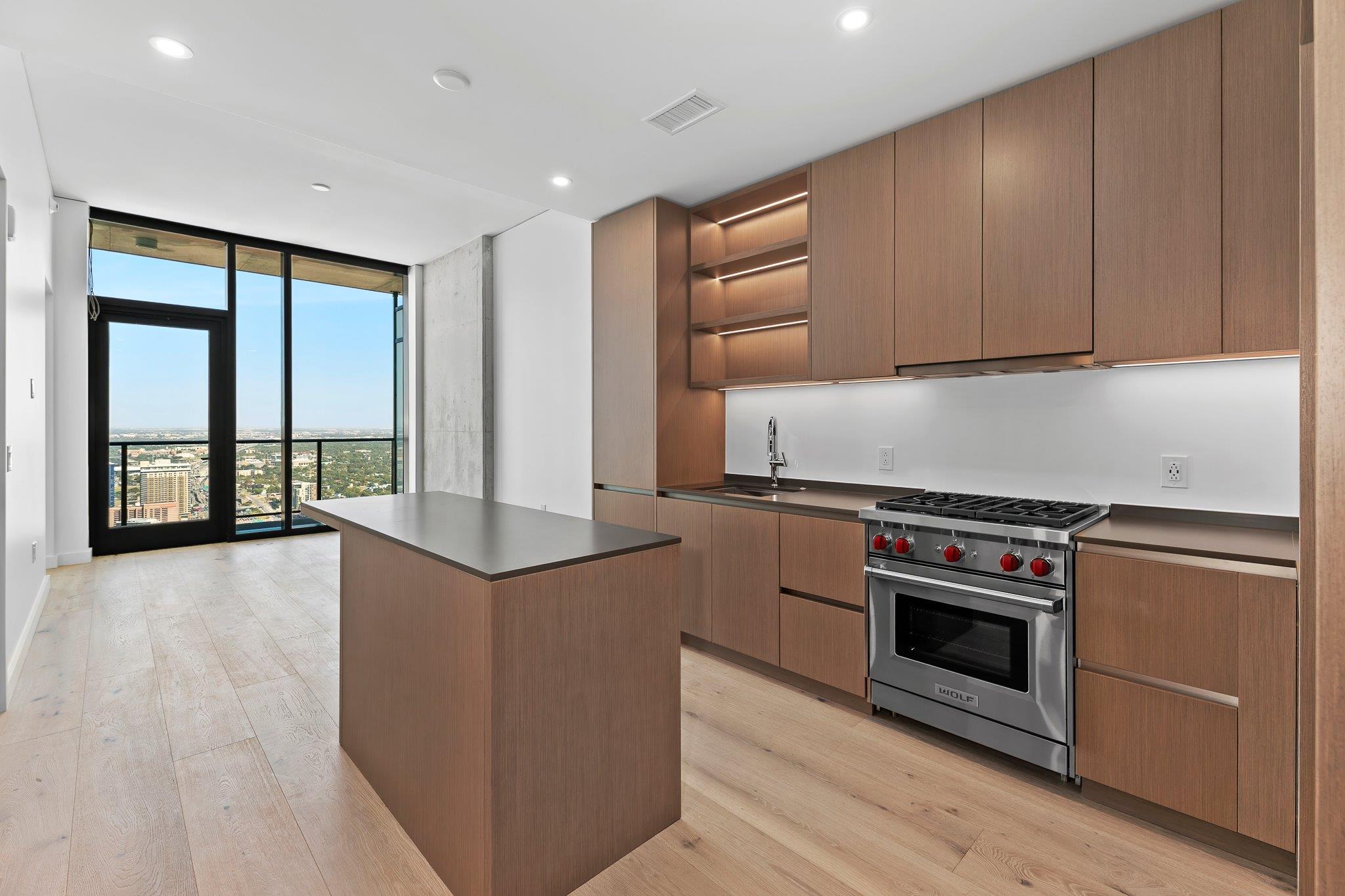 610 Davis ST # 5206