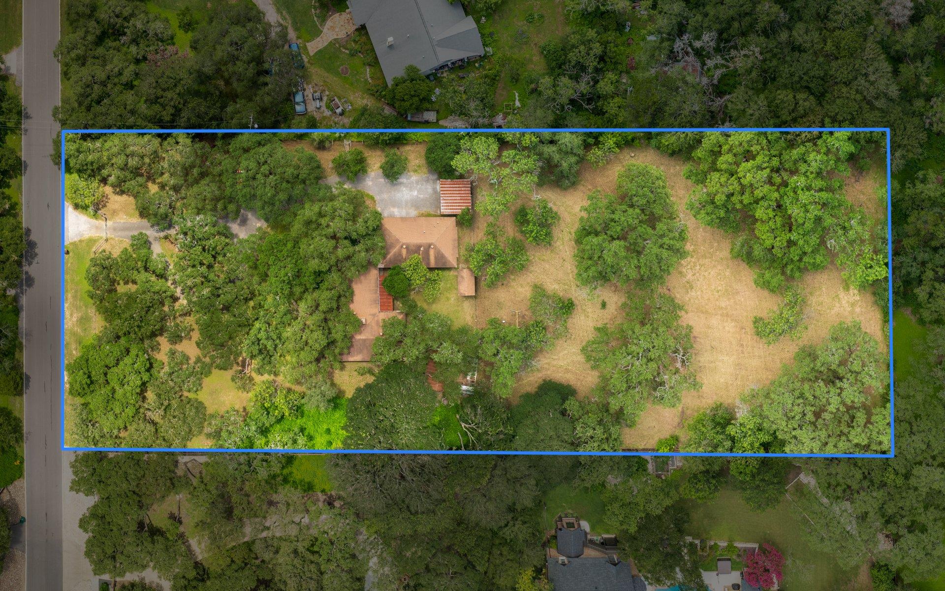 304 Hill Country LN