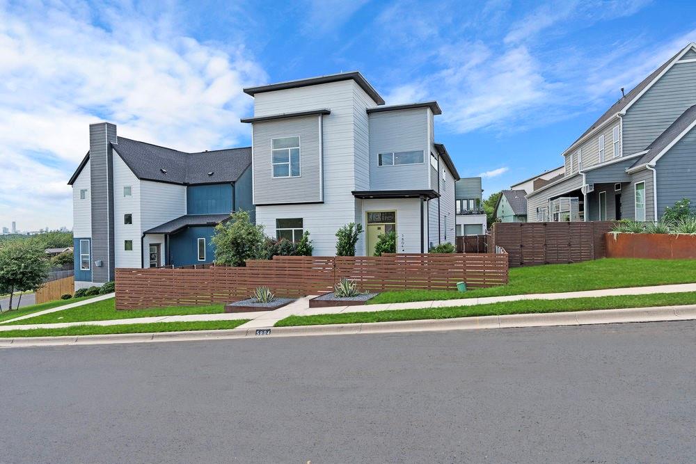 5804 Toscana Ave