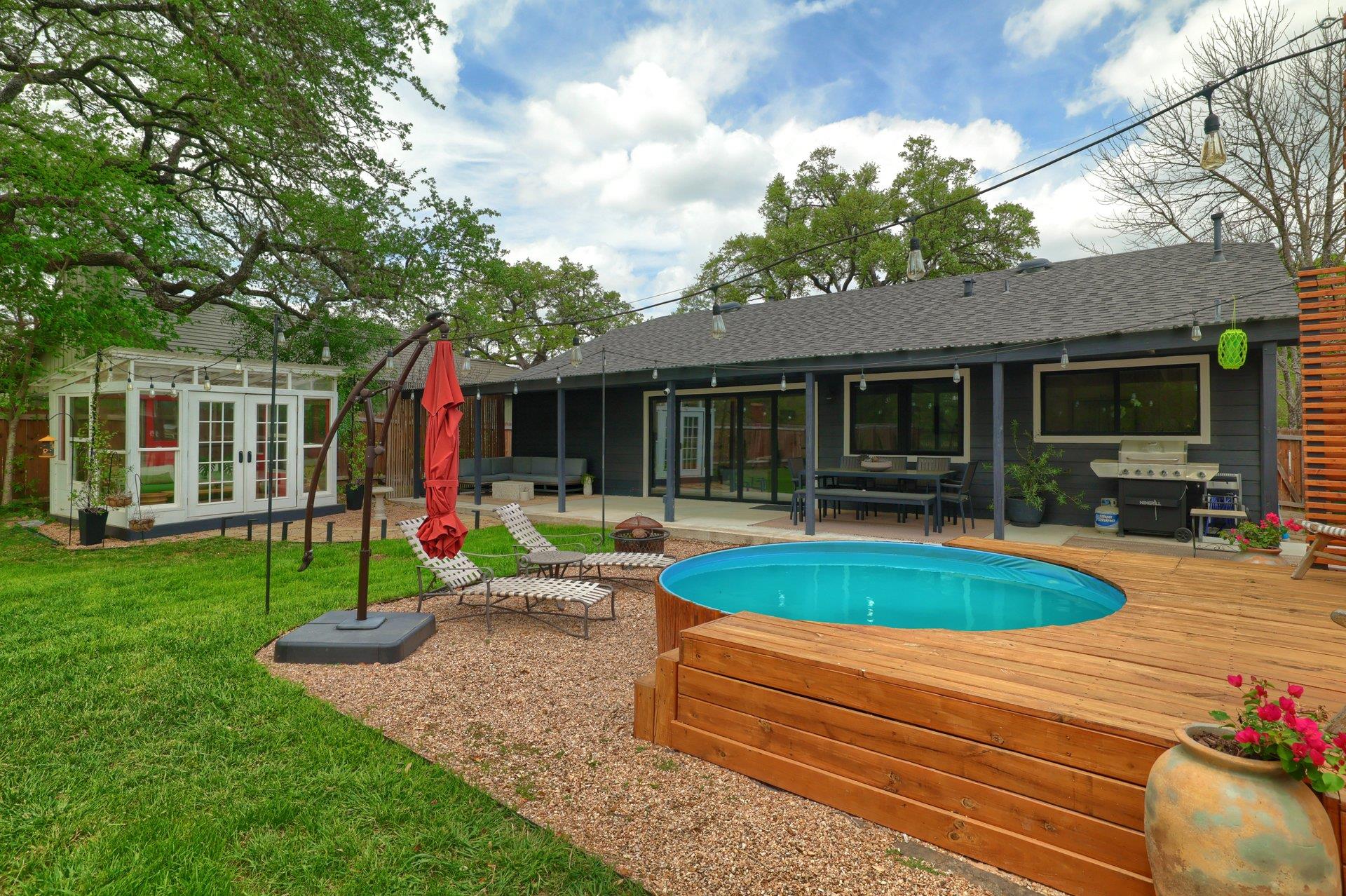 3907 Stonecroft DR