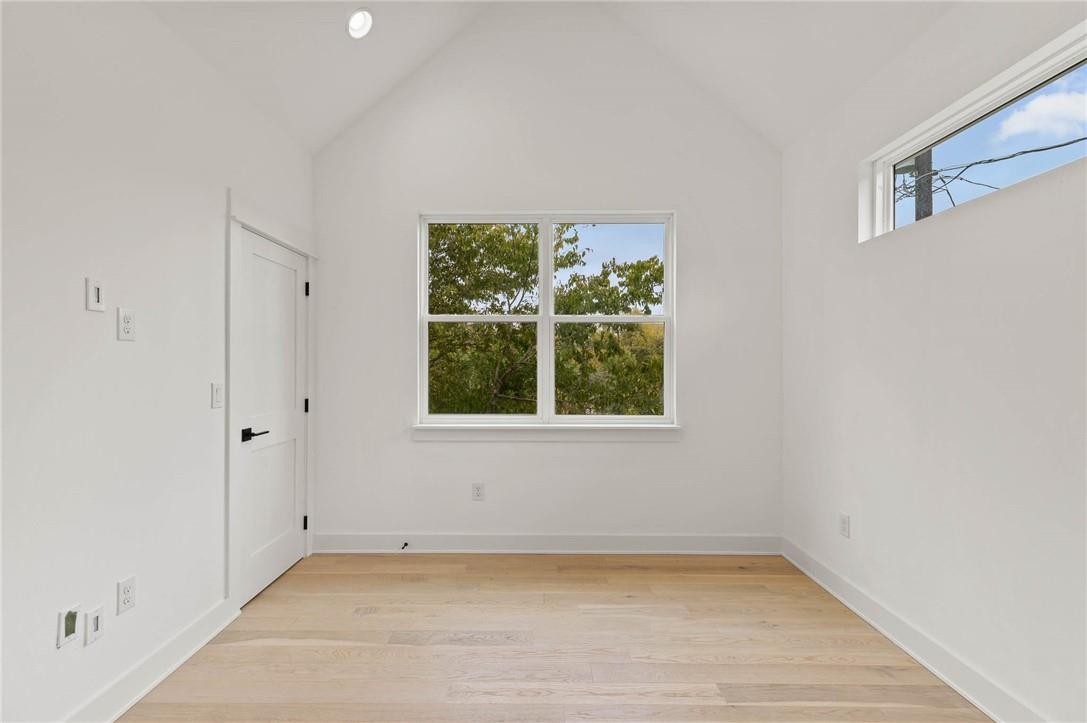 3321 Hemlock Ave # 2