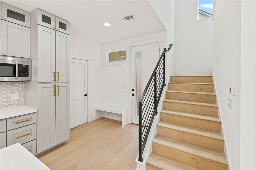 3321 Hemlock Ave # 2