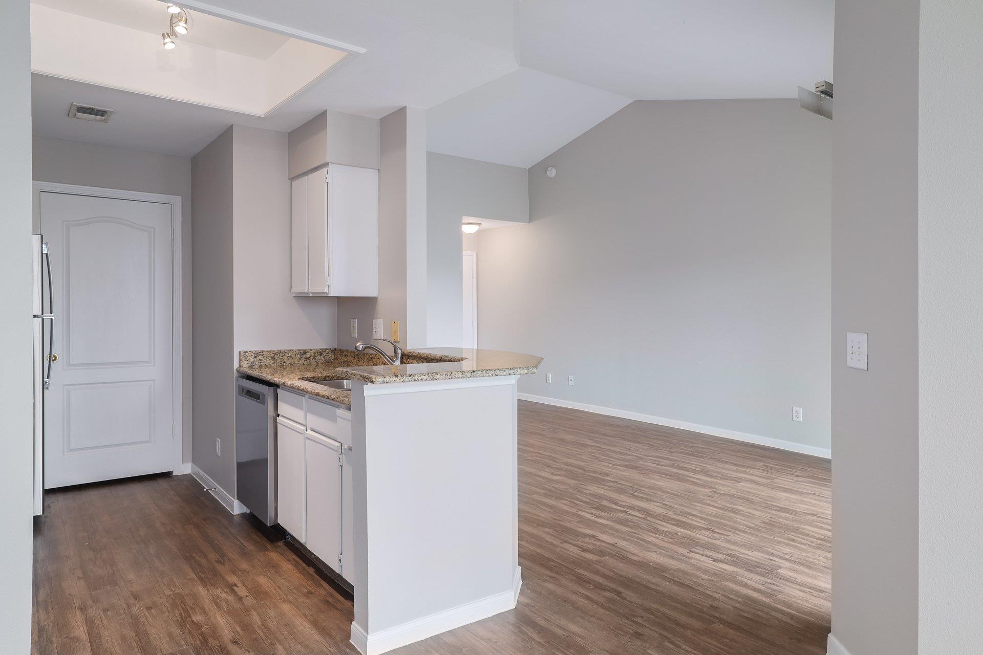 6000 Shepherd Mountain CV # 1711