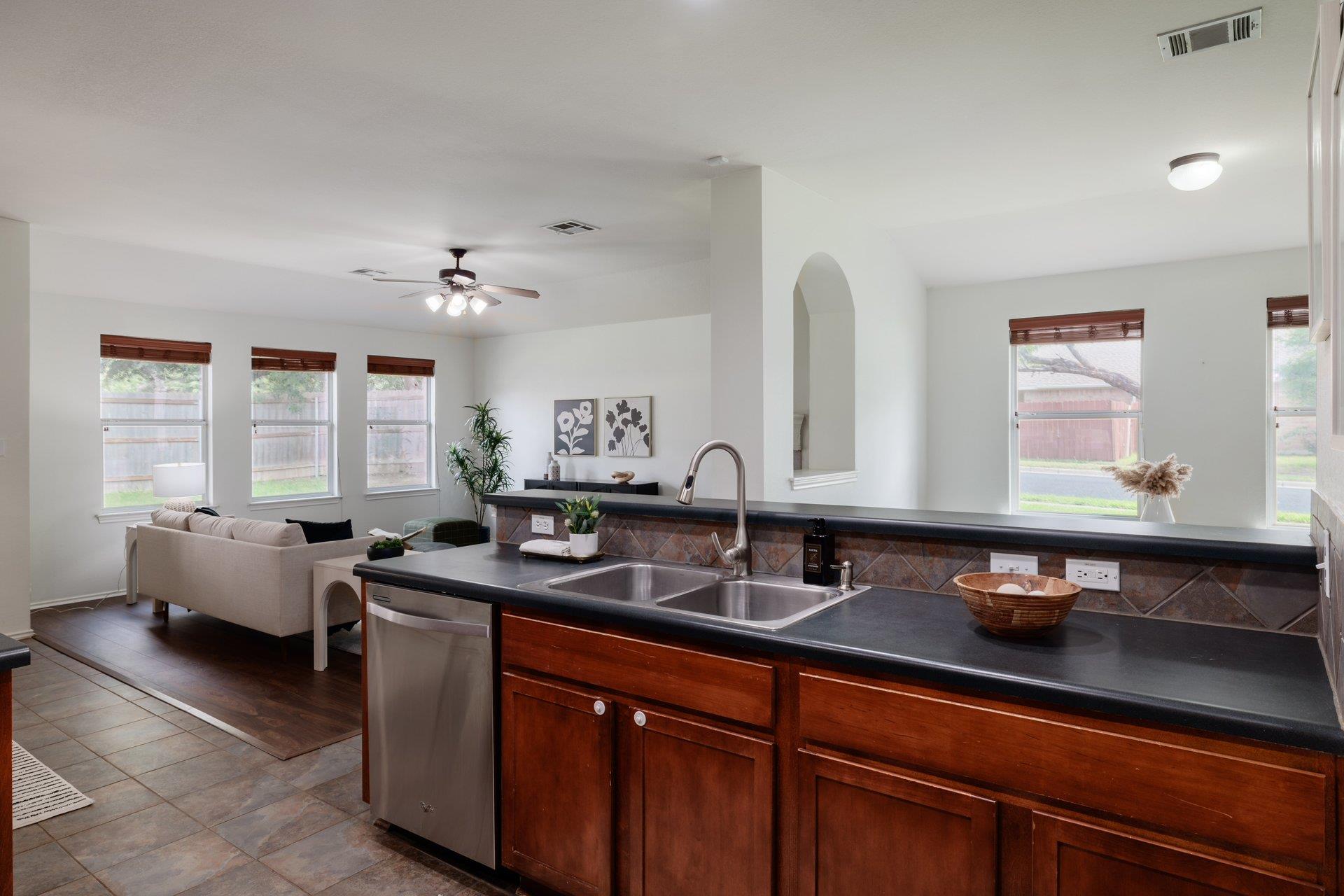 12101 Timber Heights DR