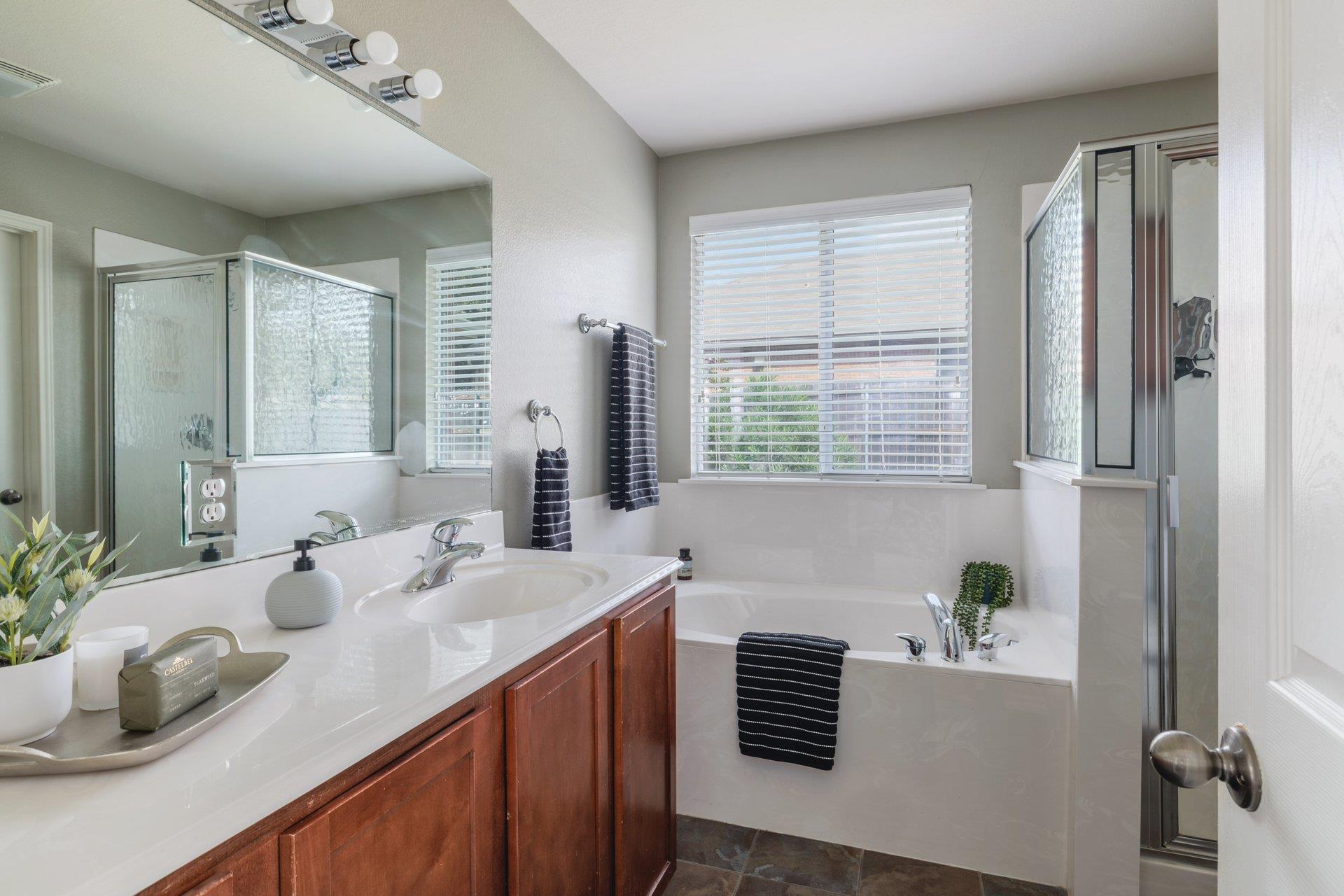 12101 Timber Heights DR