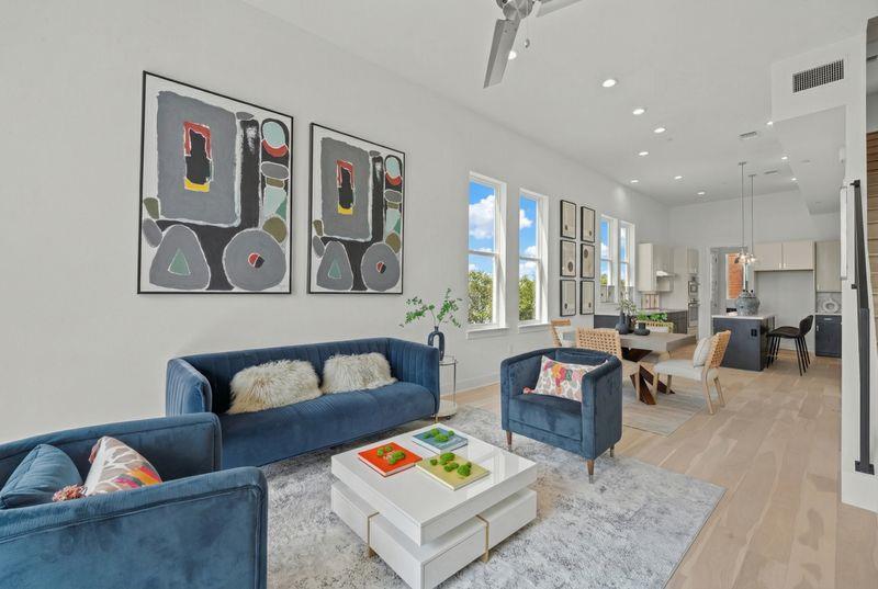 2505 Bluebonnet LN # 14