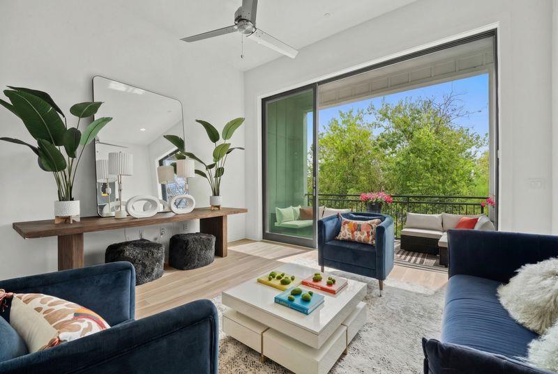 2505 Bluebonnet LN # 14