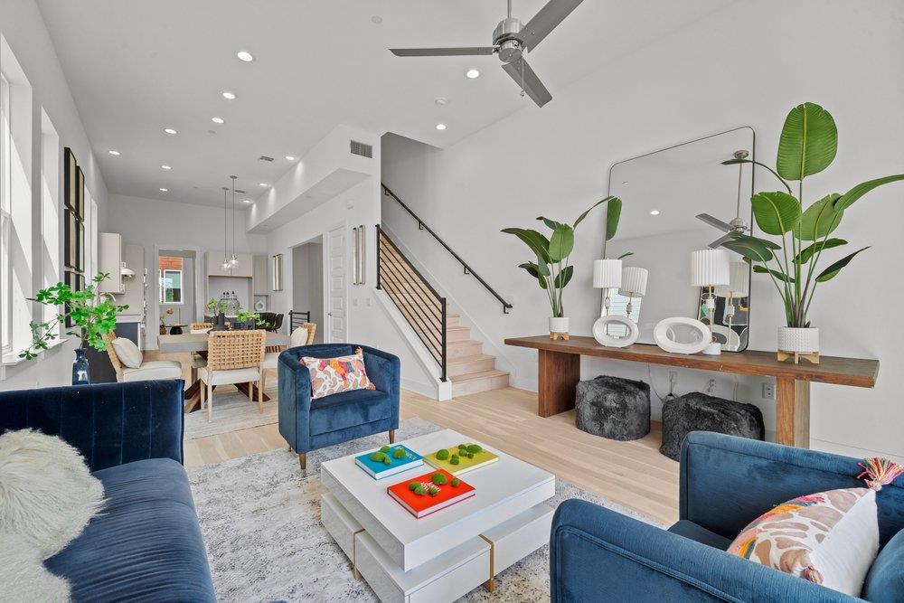 2505 Bluebonnet LN # 14