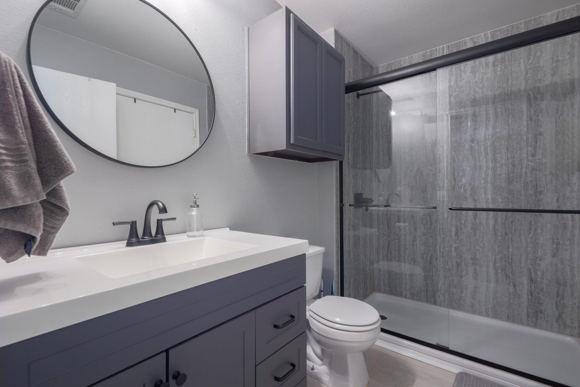 8804 Dittmar Oaks DR