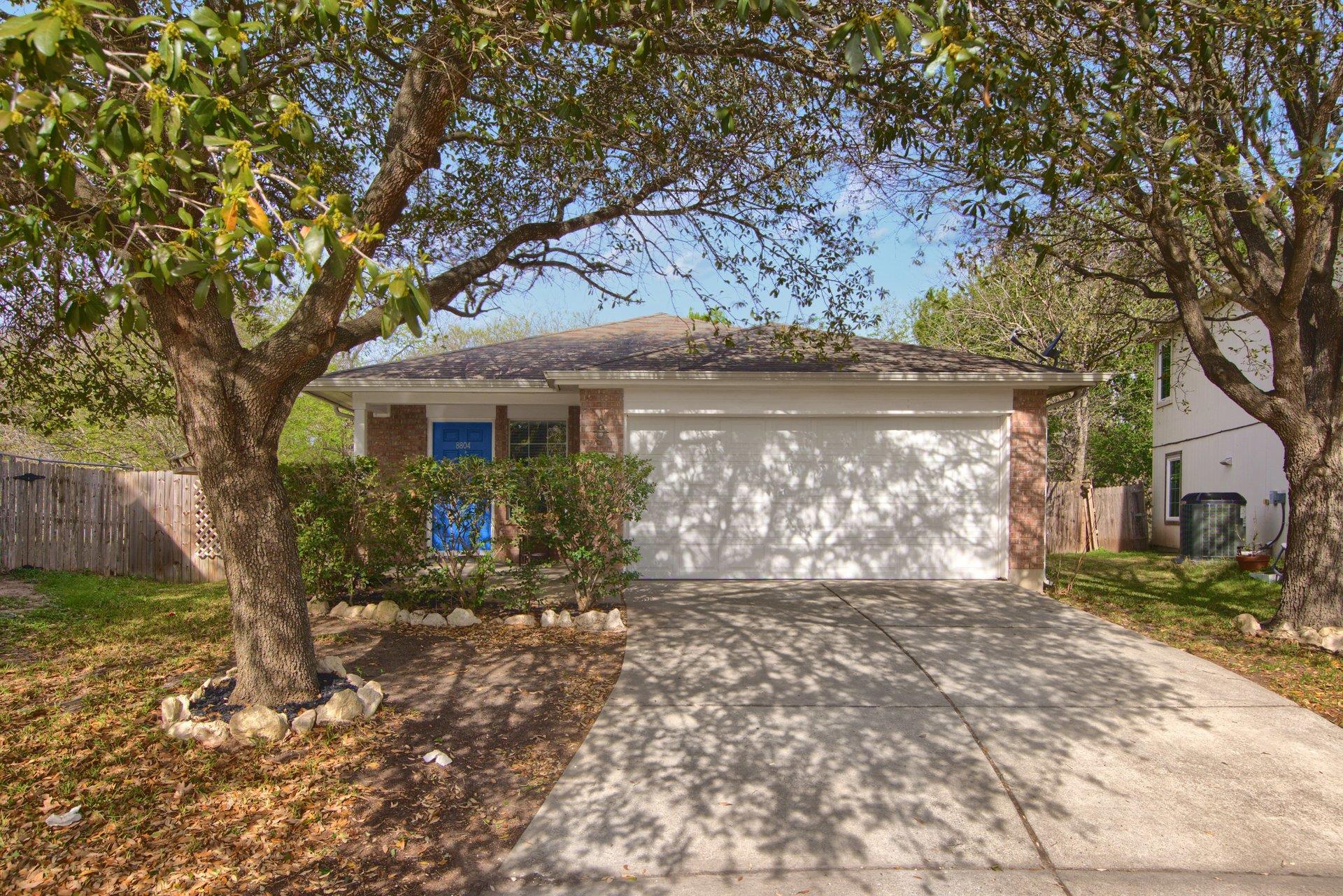 8804 Dittmar Oaks DR