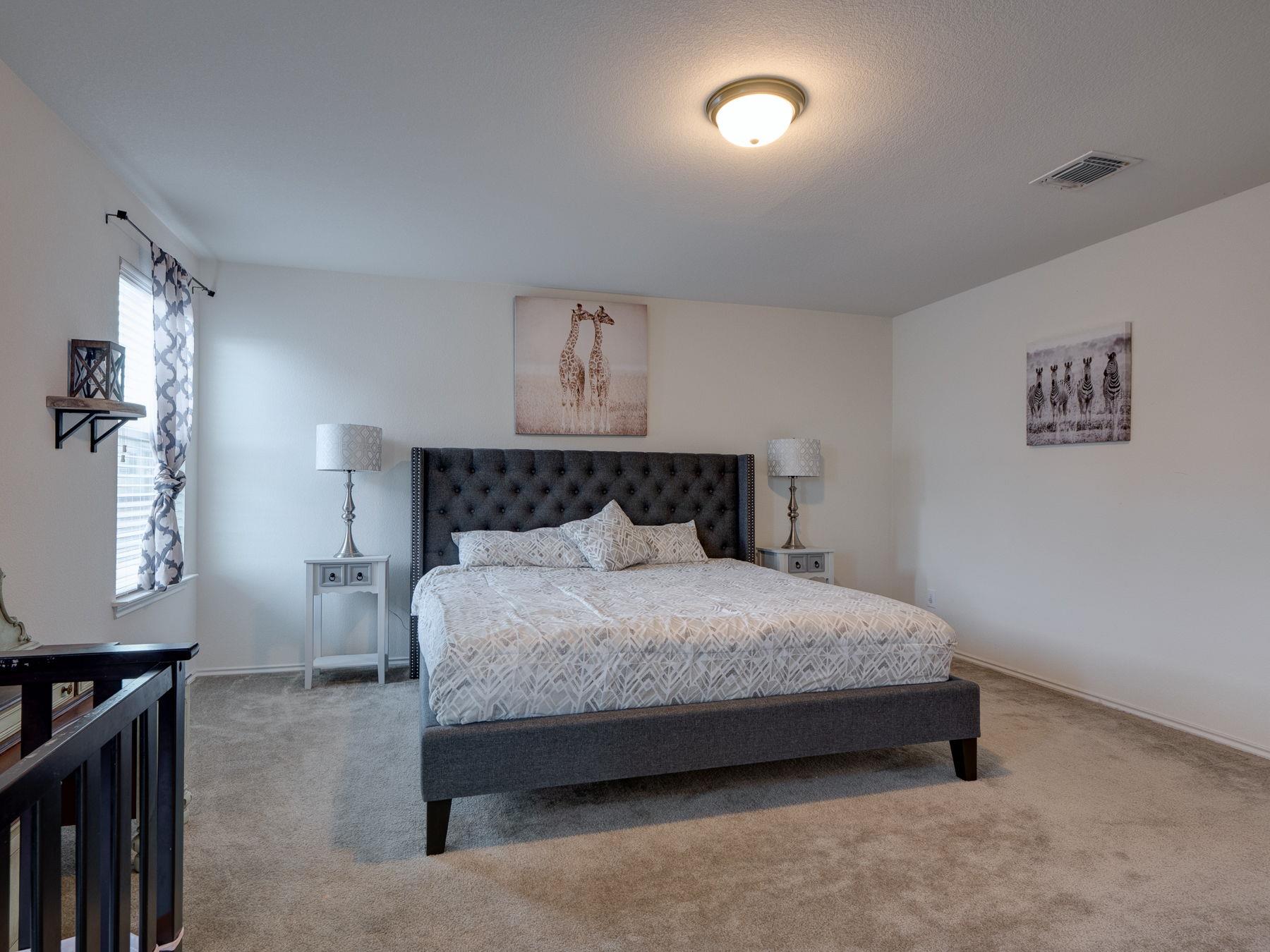 13607 Abraham Lincoln ST