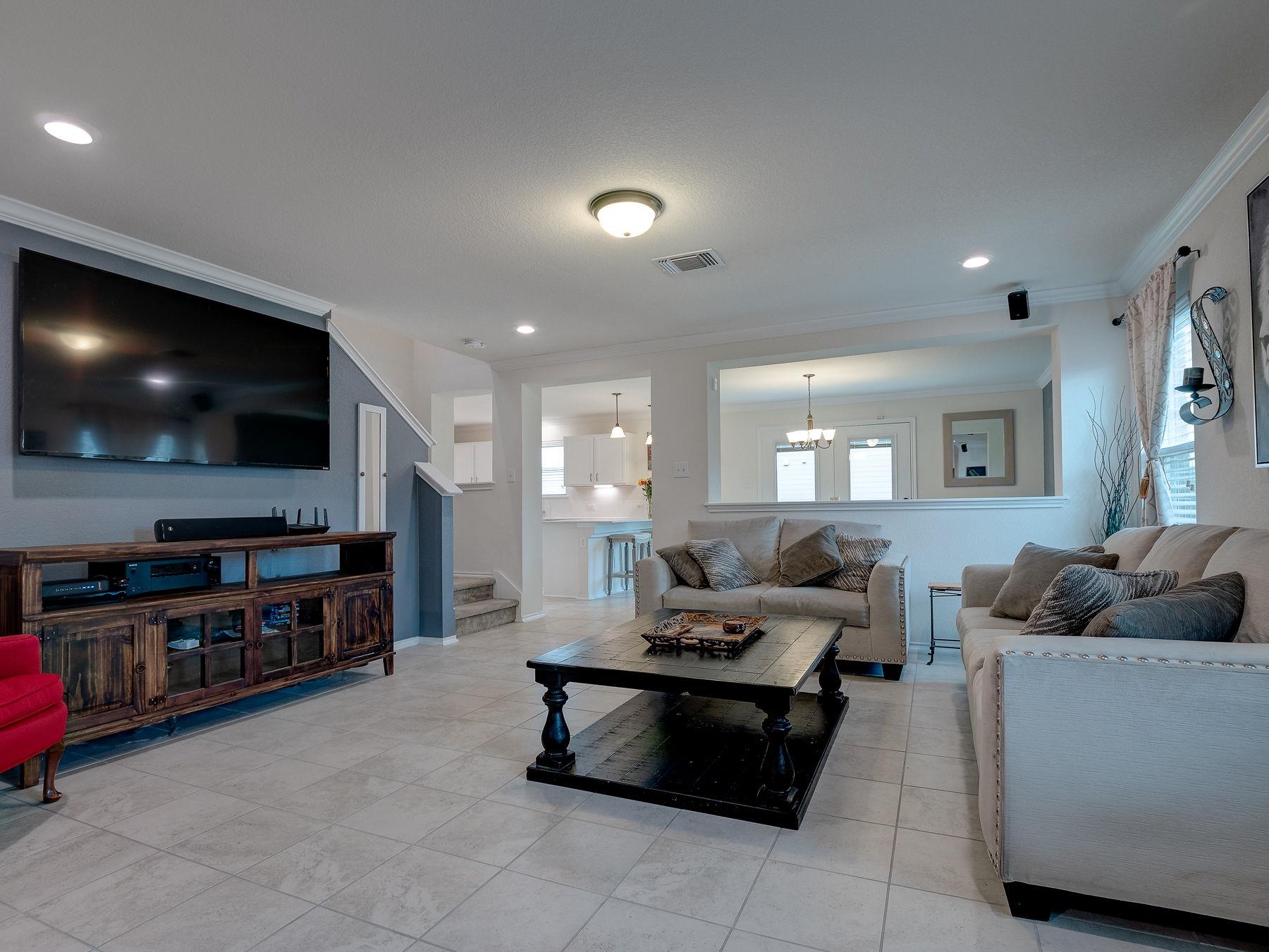 13607 Abraham Lincoln ST