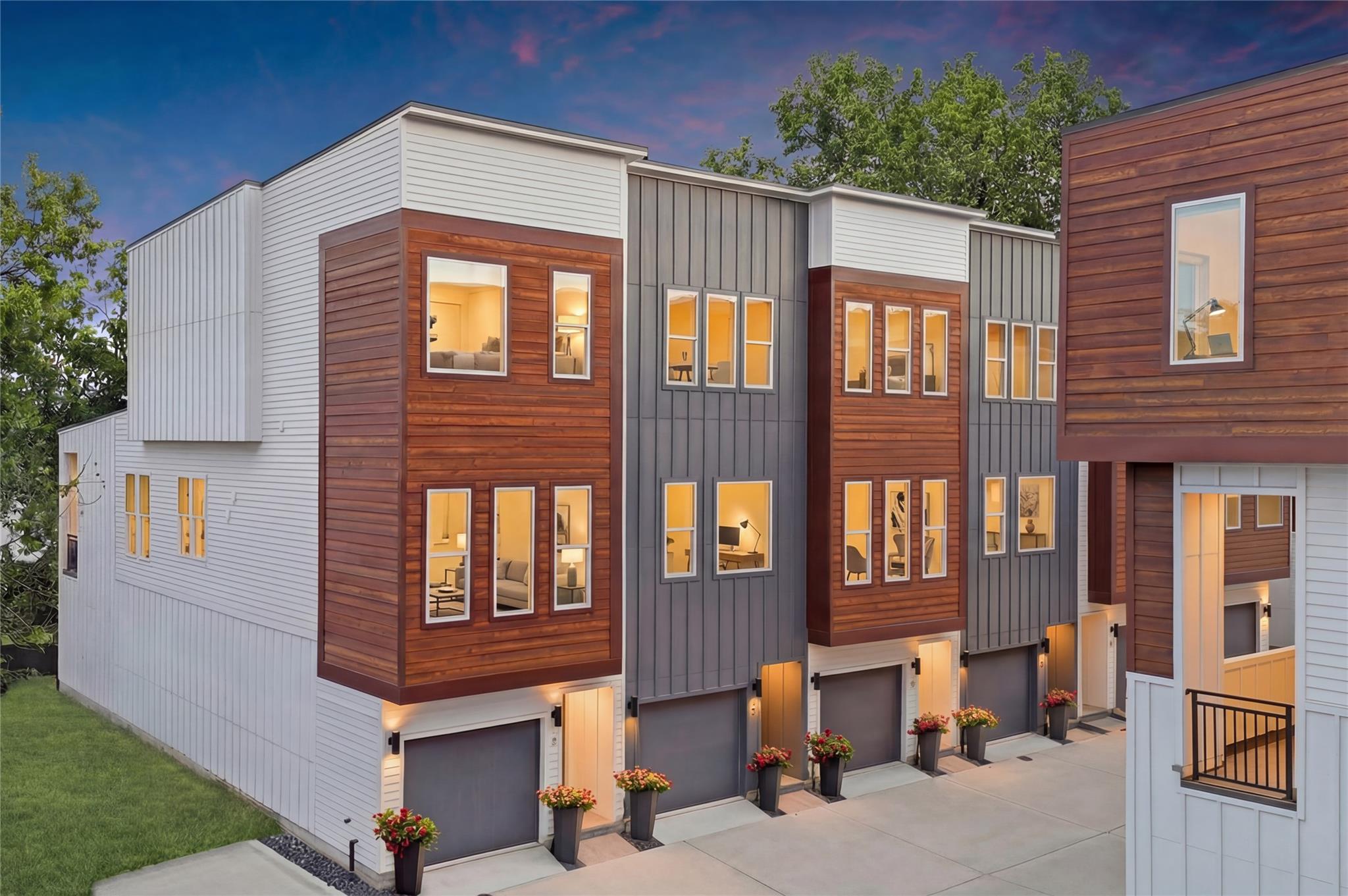 2505 Bluebonnet Ave # 12