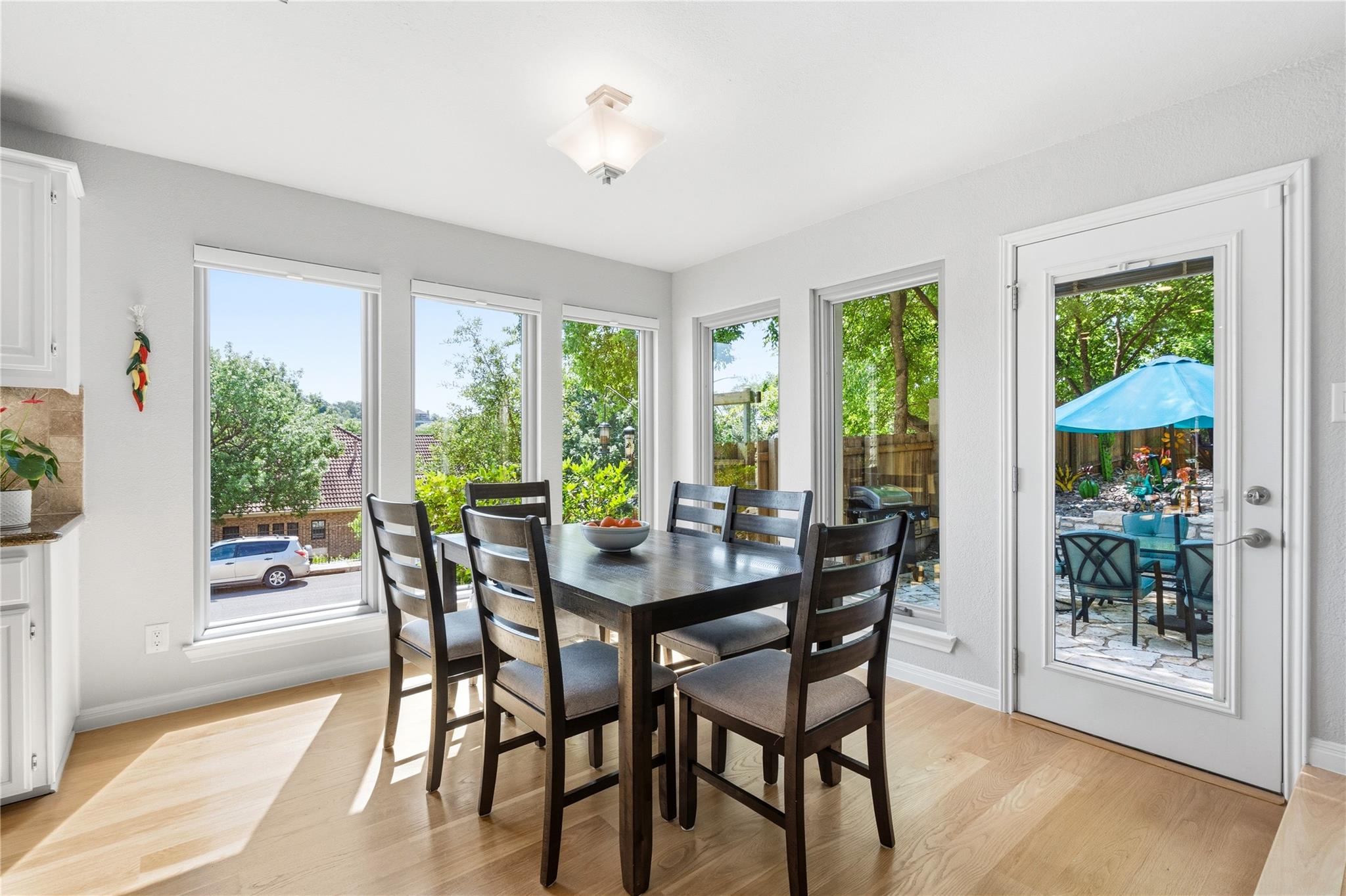 4801 Fern HOLW