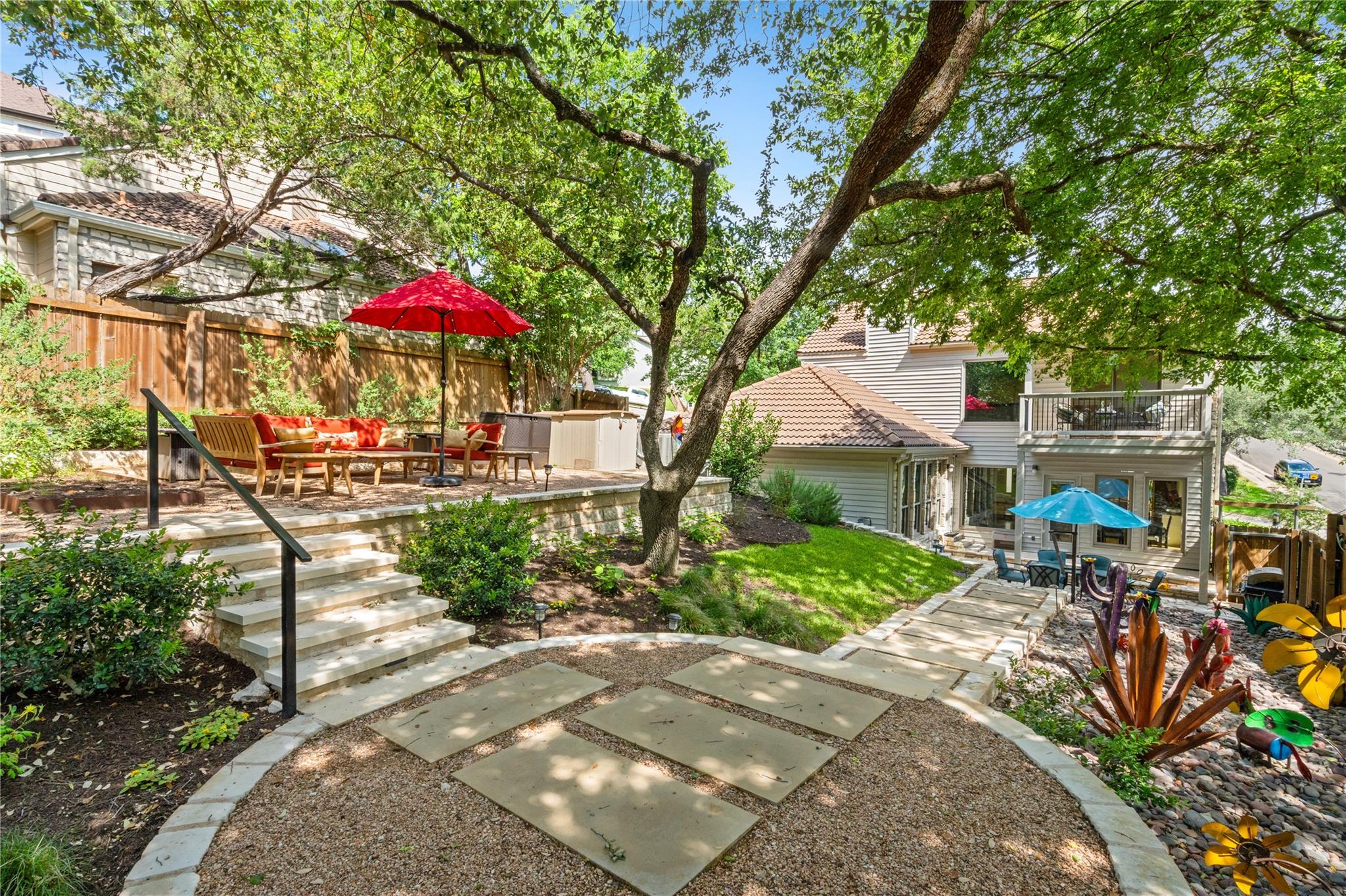 4801 Fern HOLW