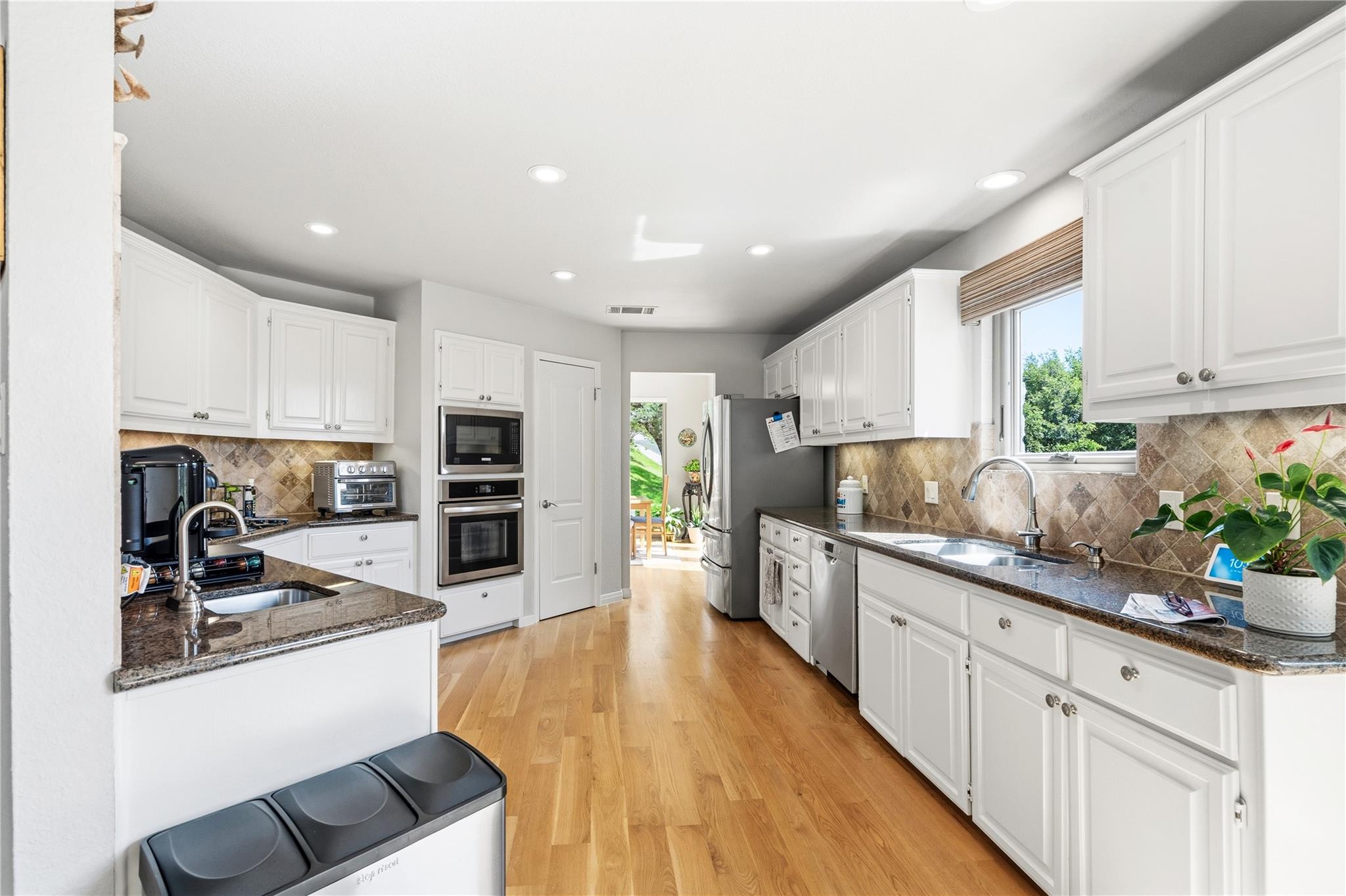 4801 Fern HOLW