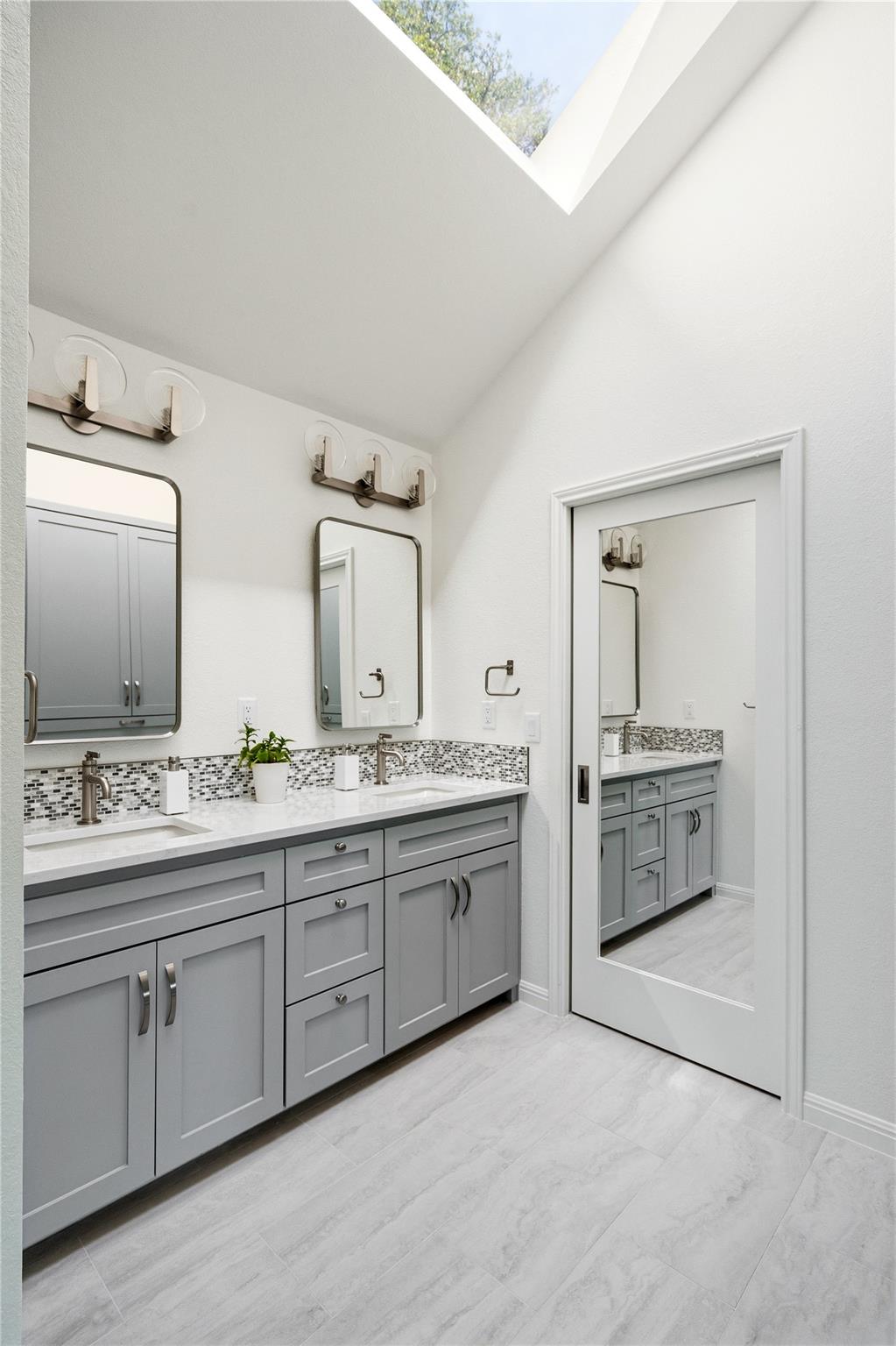 4801 Fern HOLW